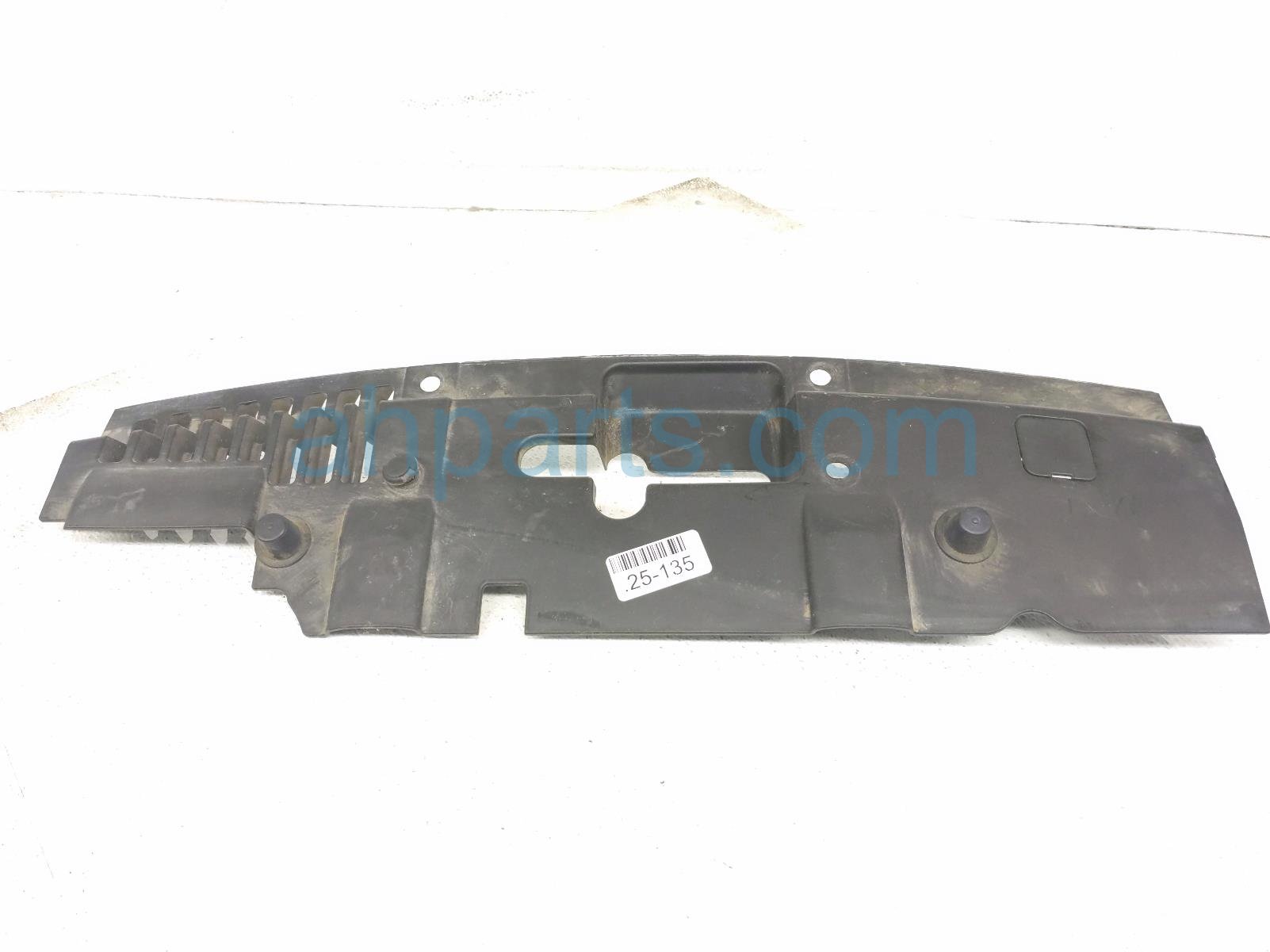 $20 Honda UPPER GRILLE ENGINE SIGHT SHIELD $20 Honda UPPER GRILLE ENGINE SIGHT SHIELD