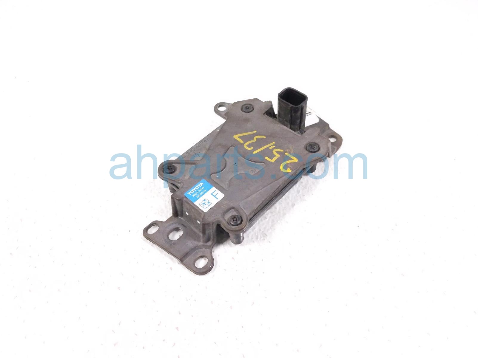 $195 Toyota FRONT GRILLE ADAPTIVE RADAR UNIT