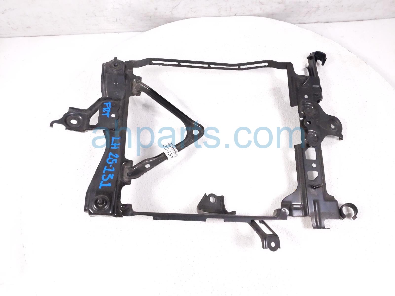 Sold 2022 Toyota Tundra Radiator Mount Bracket 16583-F4010