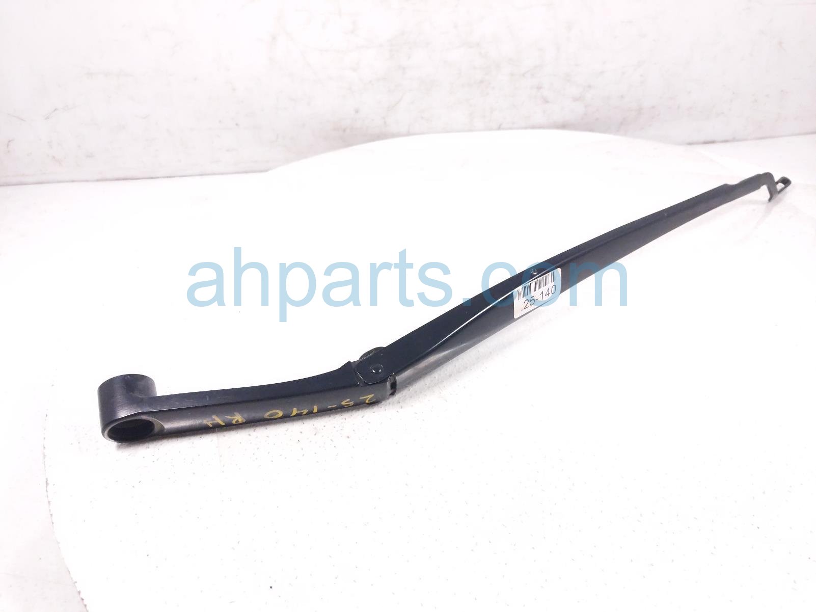 $25 Hyundai RH WINDSHIELD WIPER ARM $25 Hyundai RH WINDSHIELD WIPER ARM