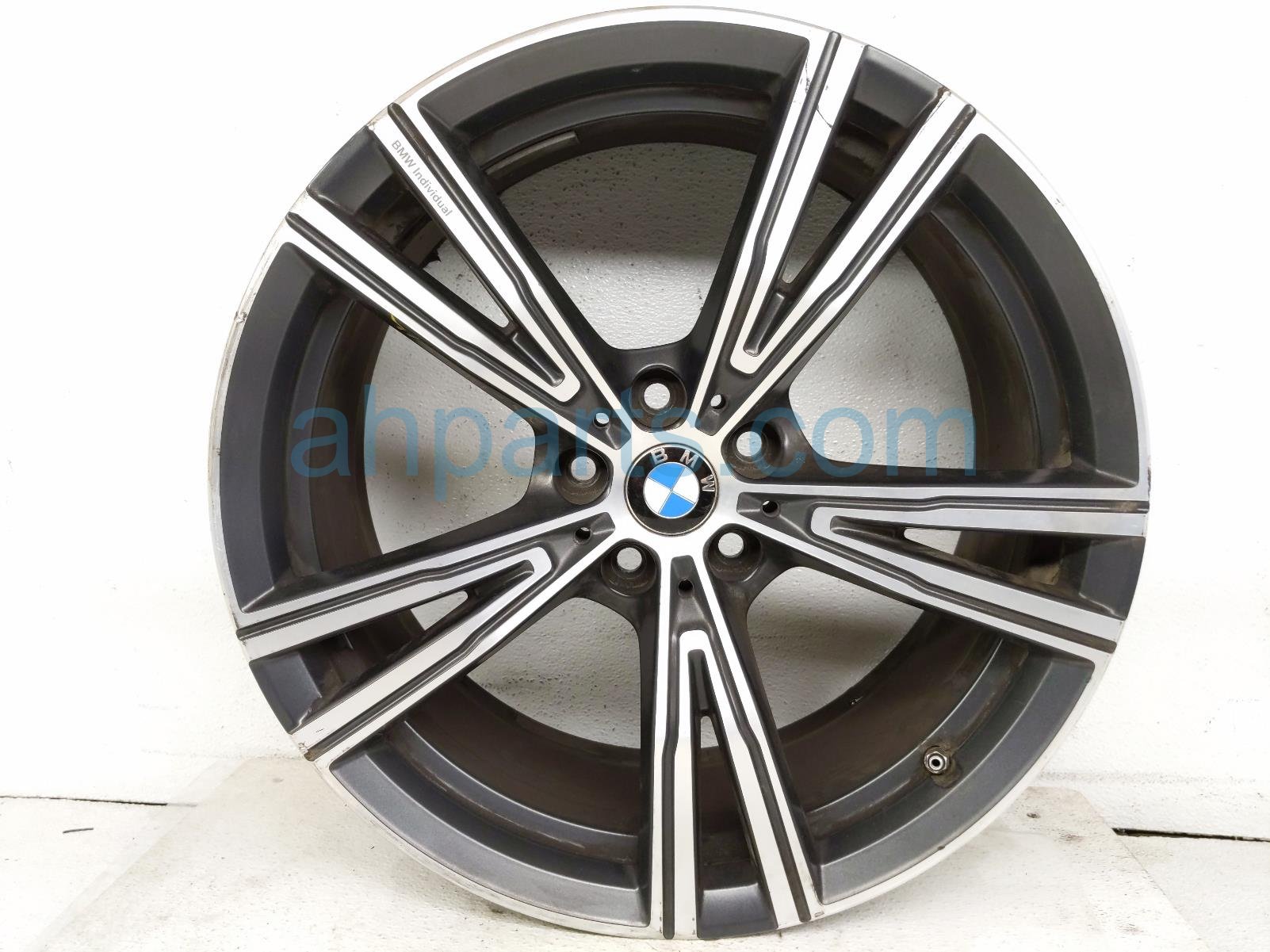 $395 BMW FR/LH WHEEL / RIM * $395 BMW FR/LH WHEEL / RIM *