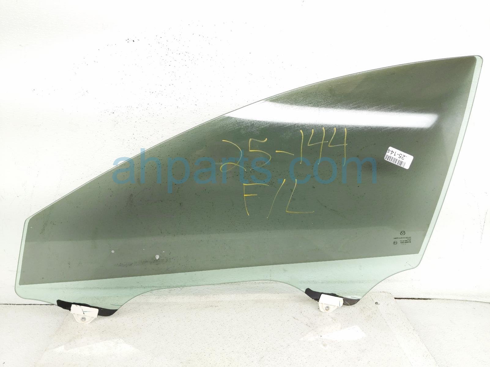 $75 Mazda FR/LH DOOR GLASS WINDOW * $75 Mazda FR/LH DOOR GLASS WINDOW *