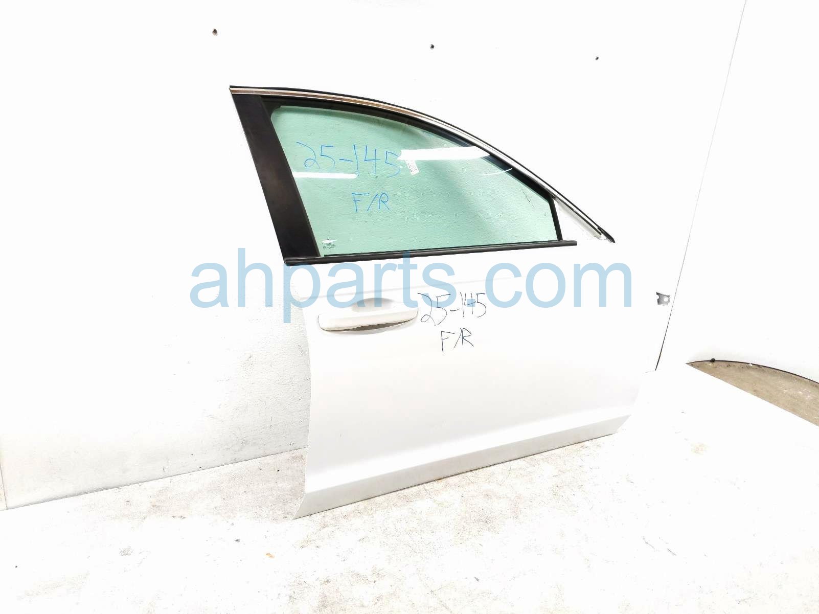 めろ Sold 2023 Honda Accord Front Passenger Door - White - No Mirror