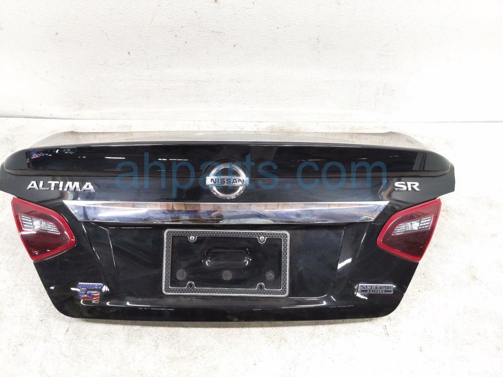 $695 Nissan TRUNK / DECKLID - BLACK * $695 Nissan TRUNK / DECKLID - BLACK *