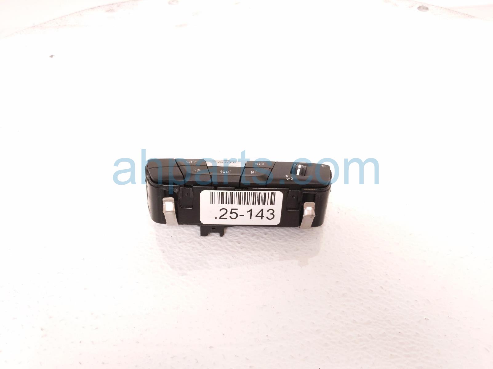 $125 BMW HEADLAMP CONTROL SWITCH - ON DASH $125 BMW HEADLAMP CONTROL SWITCH - ON DASH