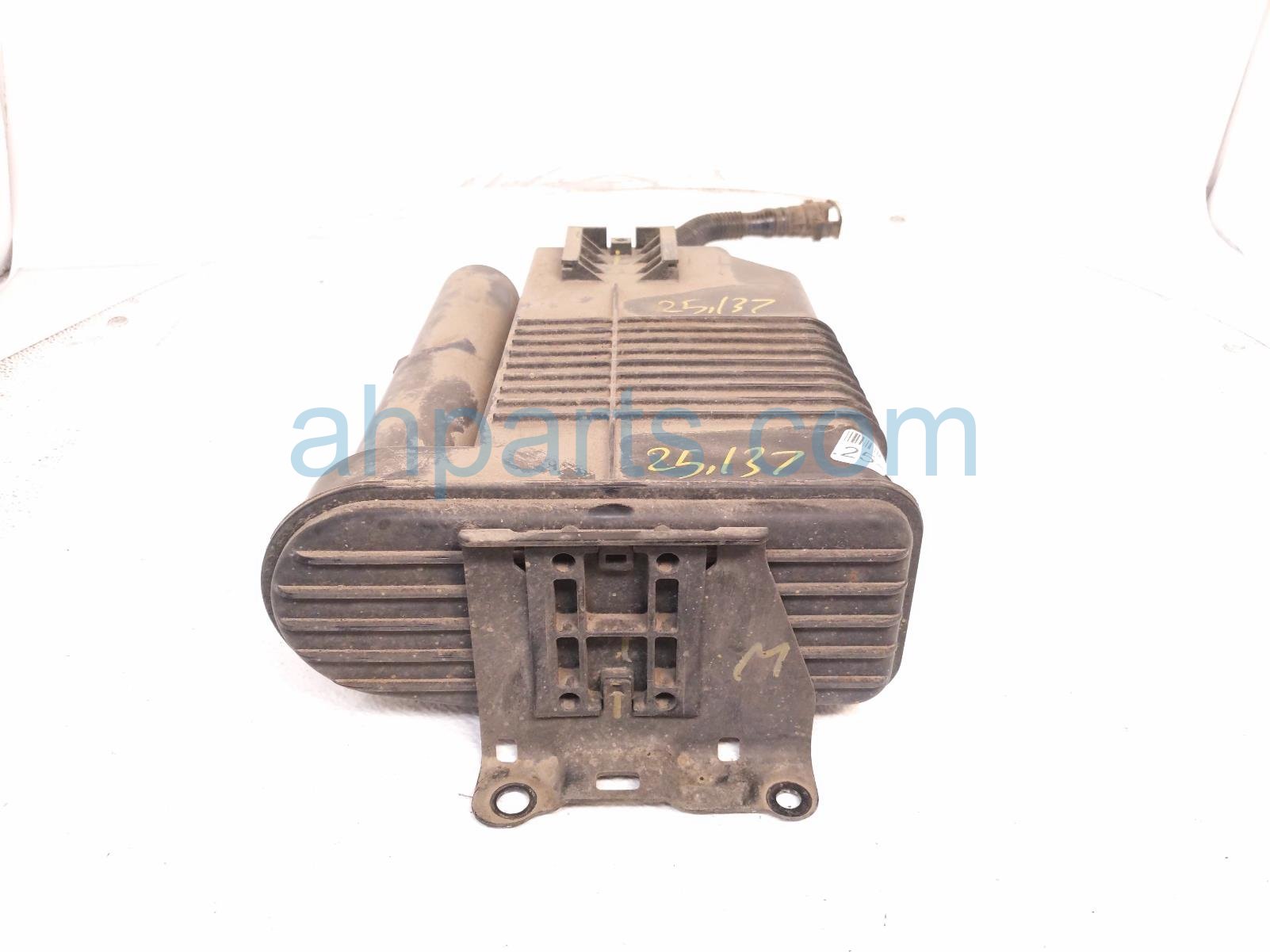 $125 Toyota FUEL VAPOR CHARCOAL CANISTER $125 Toyota FUEL VAPOR CHARCOAL CANISTER