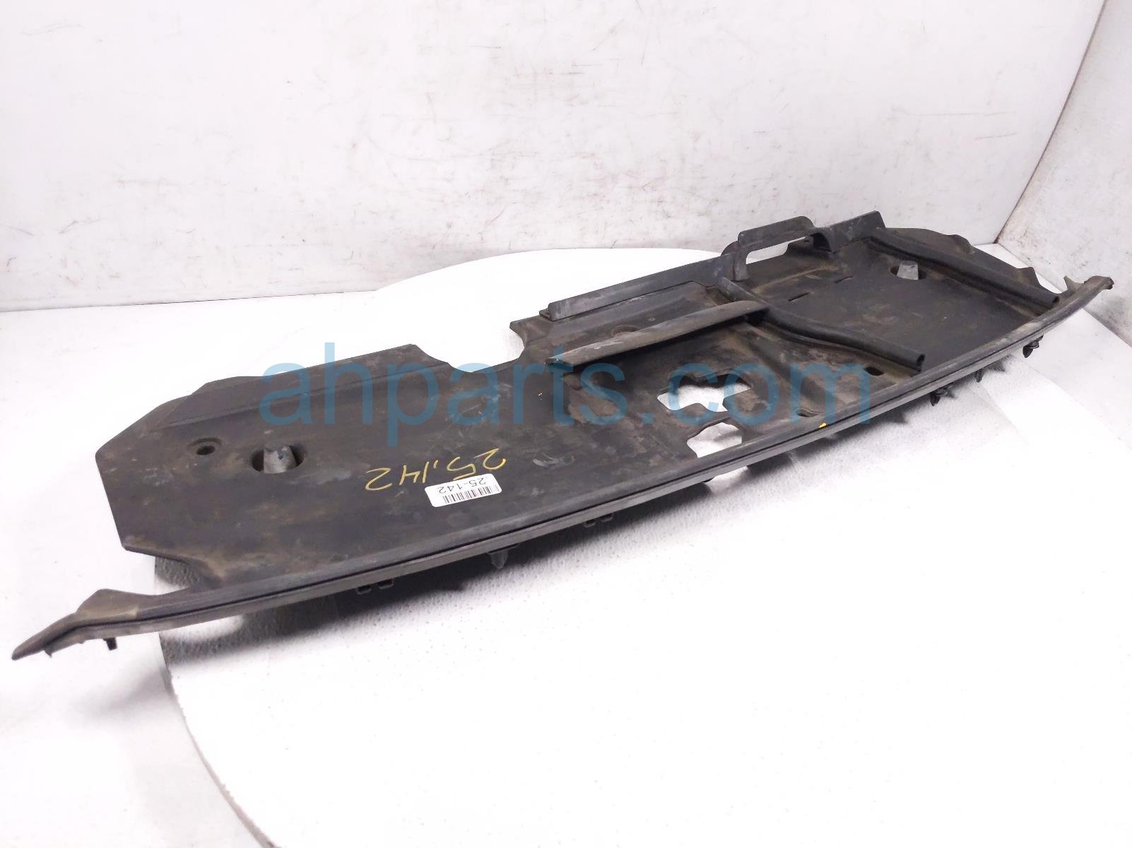 $35 Honda UPPER GRILLE SIGHT SHIELD $35 Honda UPPER GRILLE SIGHT SHIELD