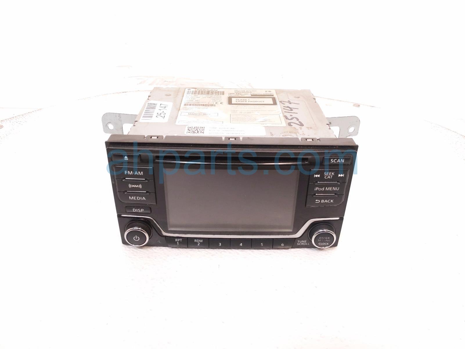 $125 Nissan RADIO RECEIVER & DISPLAY SCREEN $125 Nissan RADIO RECEIVER & DISPLAY SCREEN