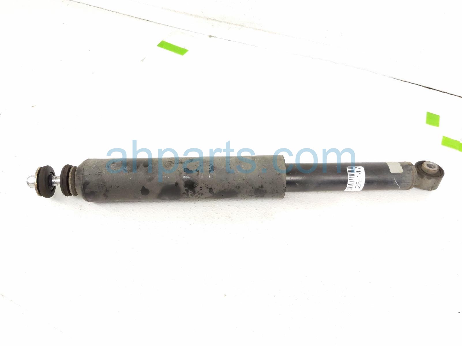 $40 Nissan RR/RH SHOCK ABSORBER $40 Nissan RR/RH SHOCK ABSORBER
