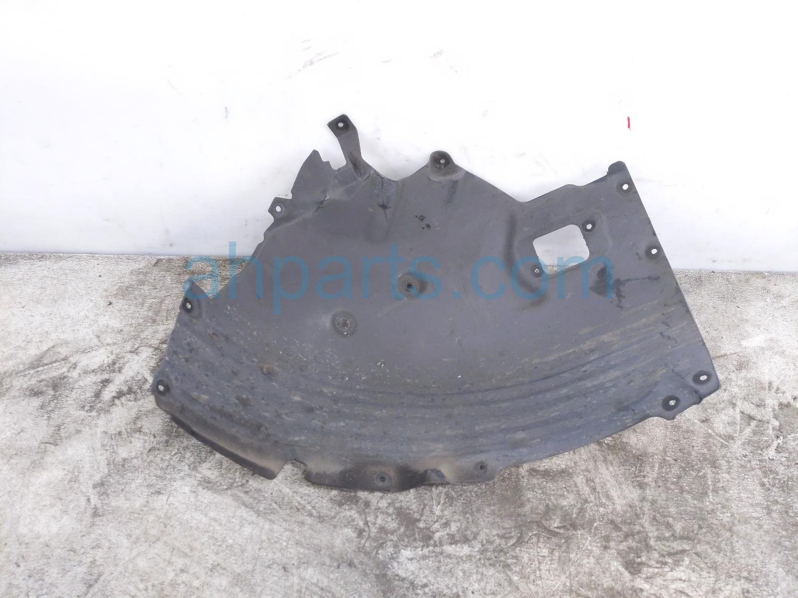 $75 BMW FR/LH FORWARD INNER FENDER LINER $75 BMW FR/LH FORWARD INNER FENDER LINER
