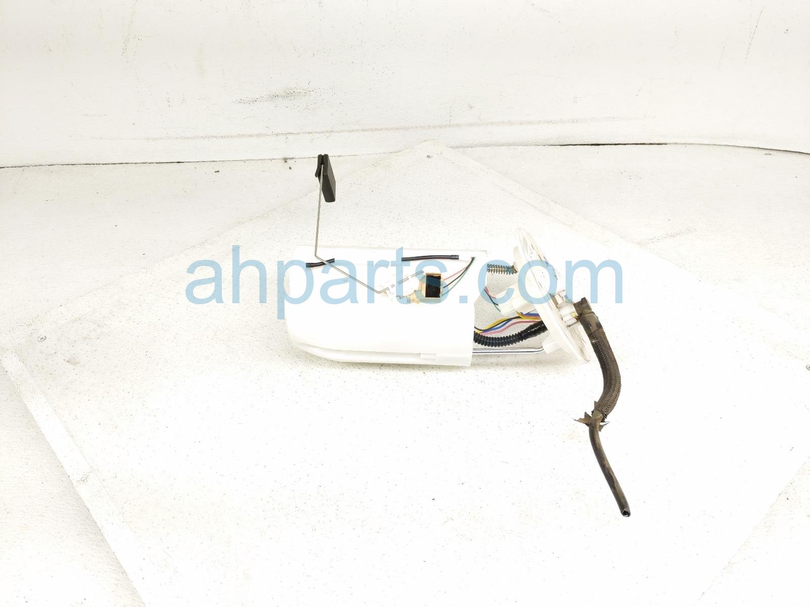 $95 Toyota GAS / FUEL PUMP (TANK MOUNTED) $95 Toyota GAS / FUEL PUMP (TANK MOUNTED)