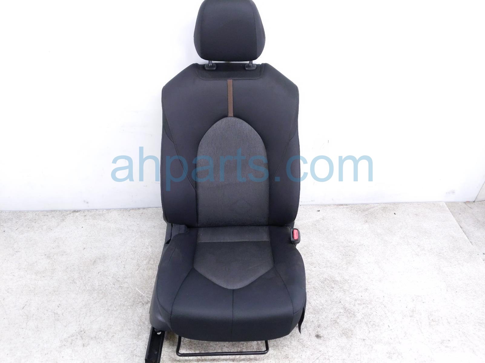 $145 Toyota FR/RH SEAT - BLACK - W/ AIRBAG $145 Toyota FR/RH SEAT - BLACK - W/ AIRBAG