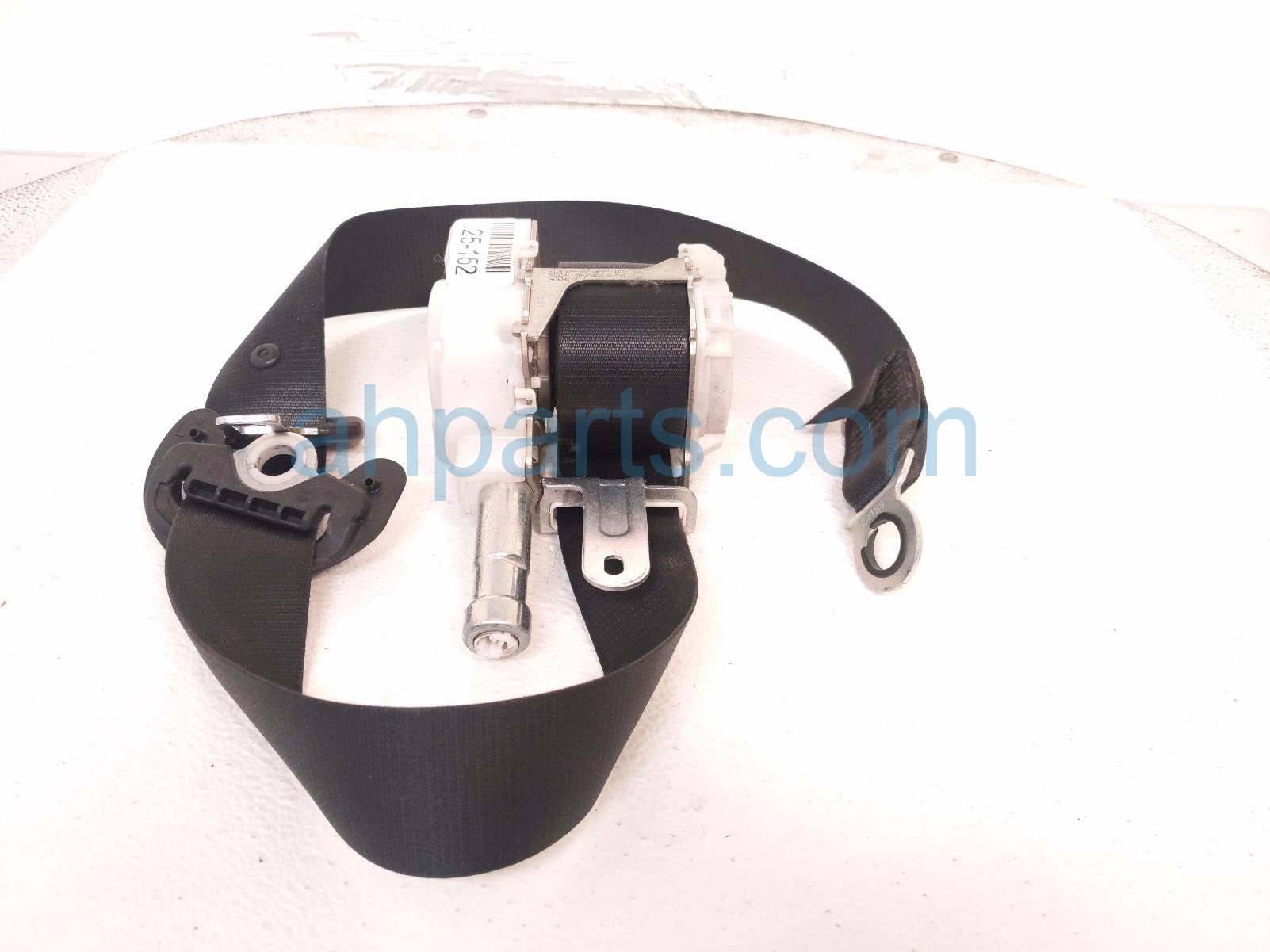 $175 Toyota FR/LH SEAT BELT - BLACK $175 Toyota FR/LH SEAT BELT - BLACK