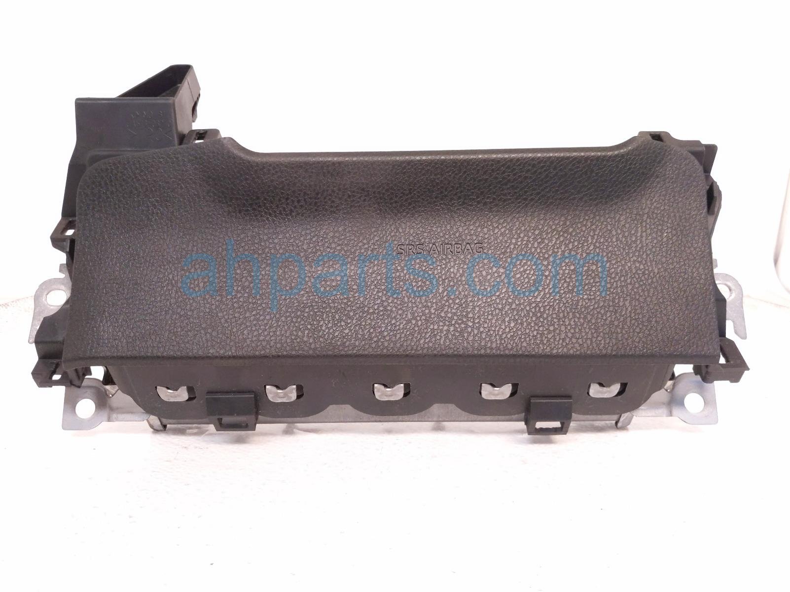 $245 Toyota DRIVER KNEE AIR BAG $245 Toyota DRIVER KNEE AIR BAG