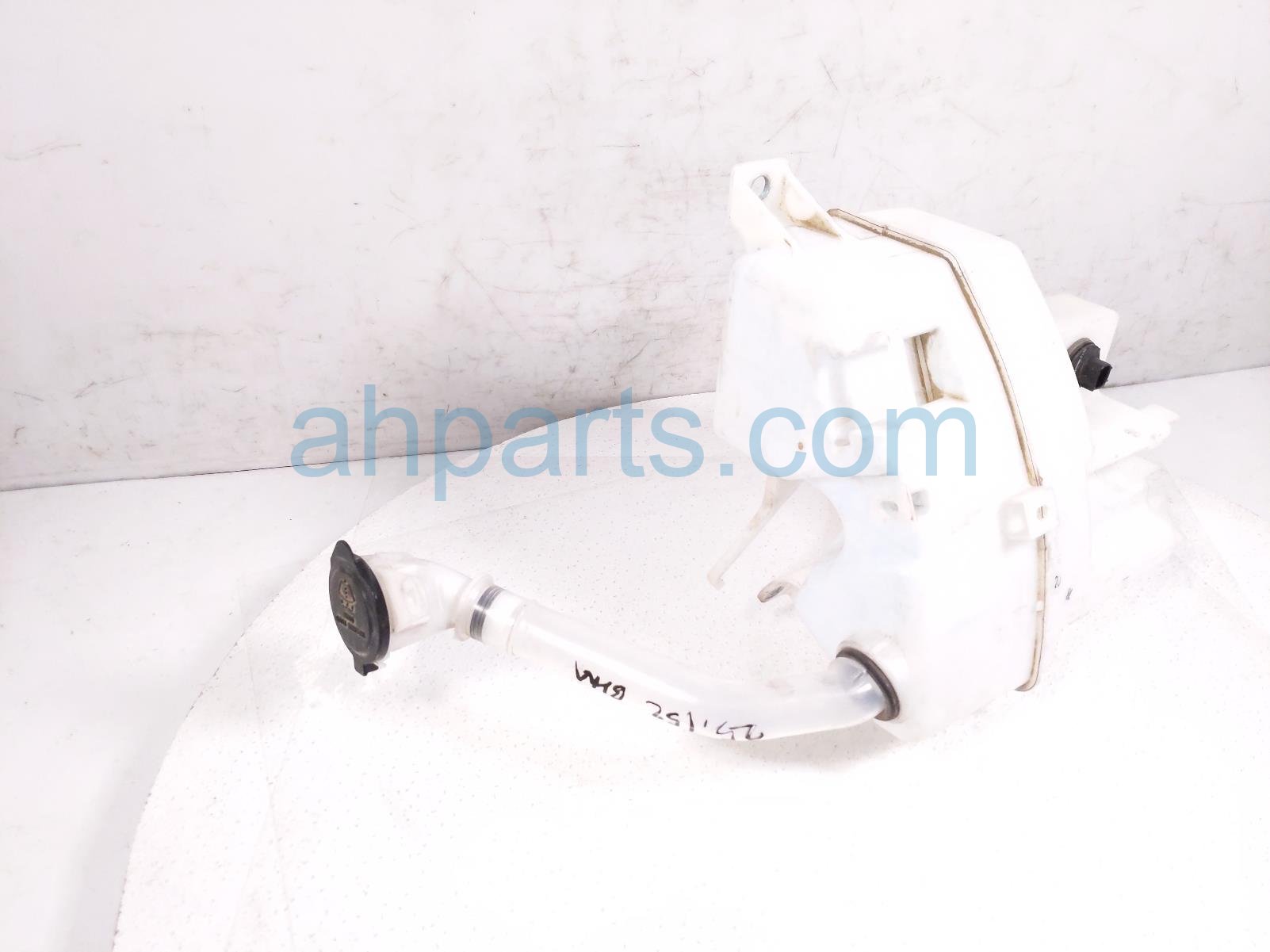 $90 Toyota WINDSHIELD WASHER RESERVOIR TANK $90 Toyota WINDSHIELD WASHER RESERVOIR TANK