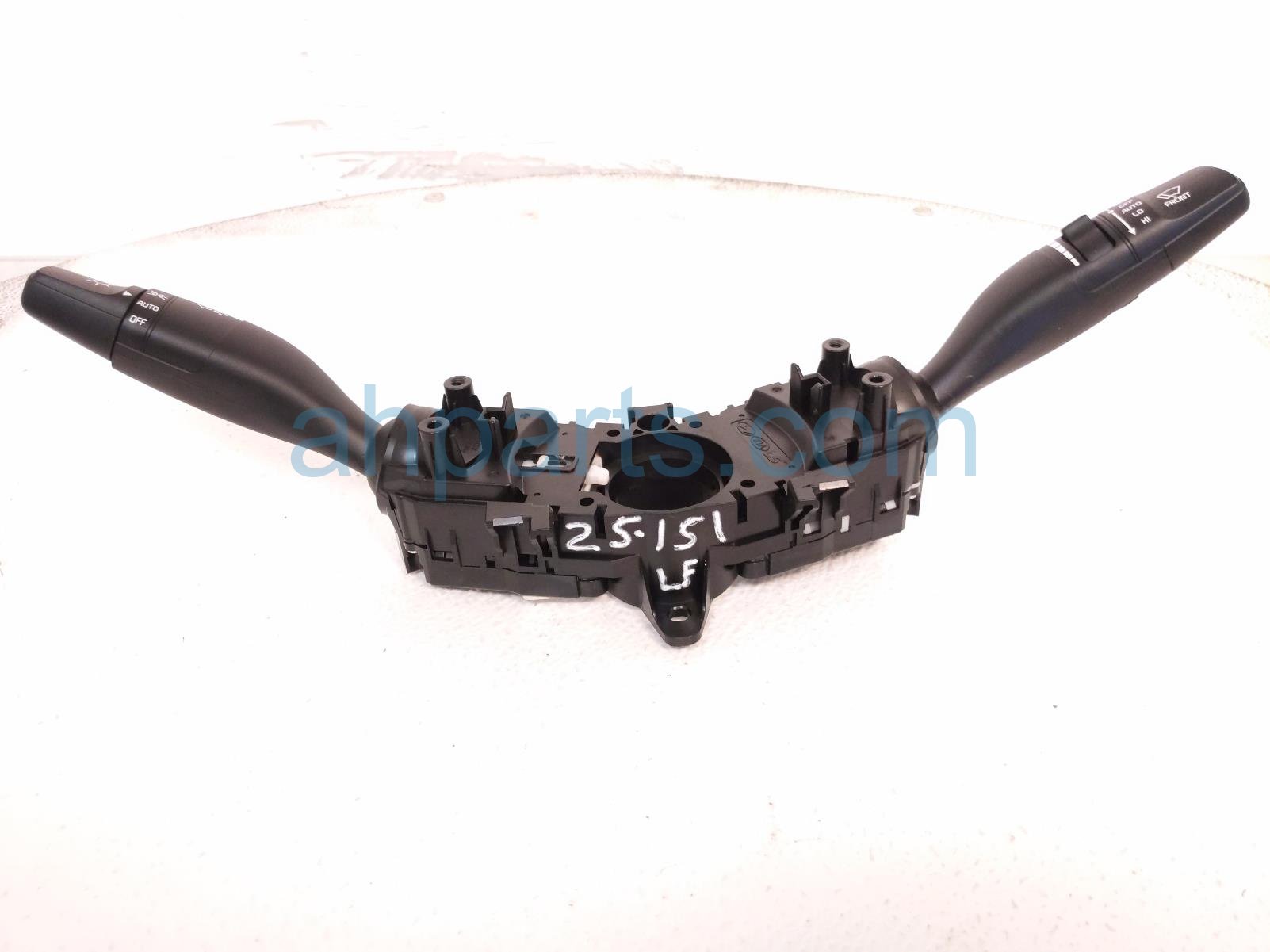 $99 Kia HEADLIGHT / WIPER COLUMN SWITCH $99 Kia HEADLIGHT / WIPER COLUMN SWITCH