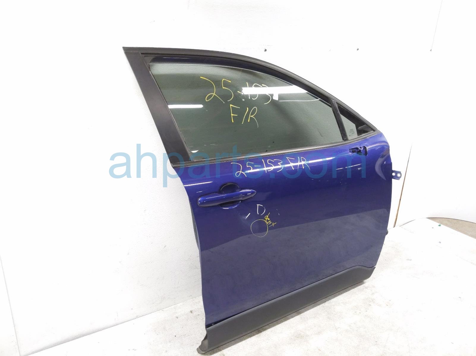 2022 Toyota Corollacs Front Passenger Door - Blue - No Mirror/trim