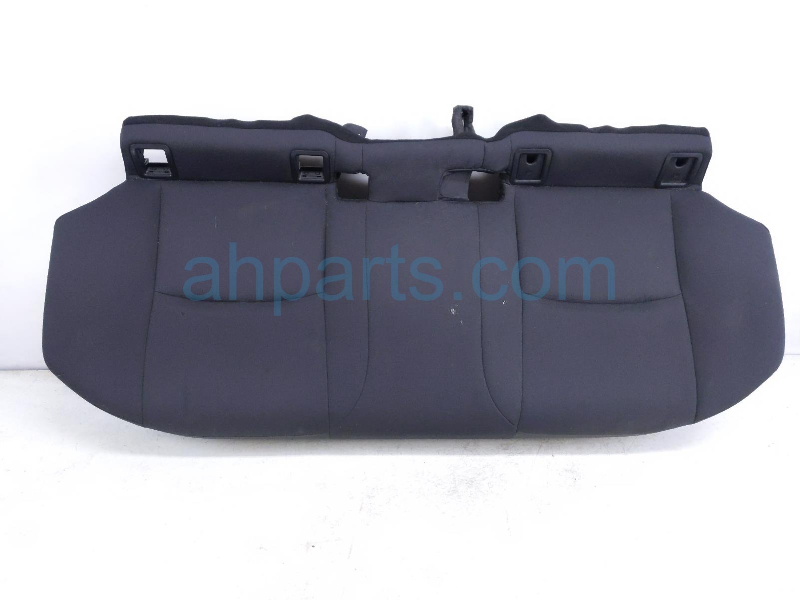 $195 Toyota REAR LOWER SEAT CUSHION - BLACK LE*