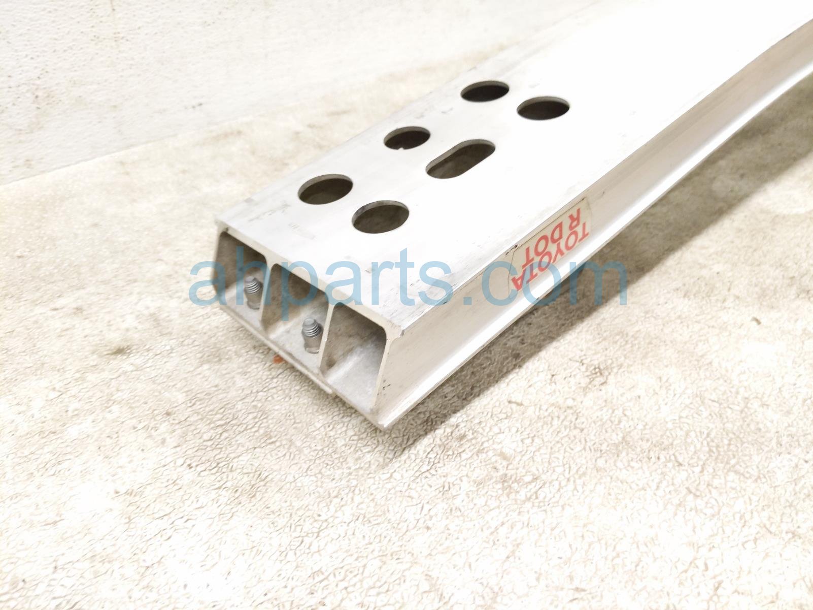 Sold 2014 Lexus Is 250 Beam Rear Bumper Reinforcement Bar 52023-53081