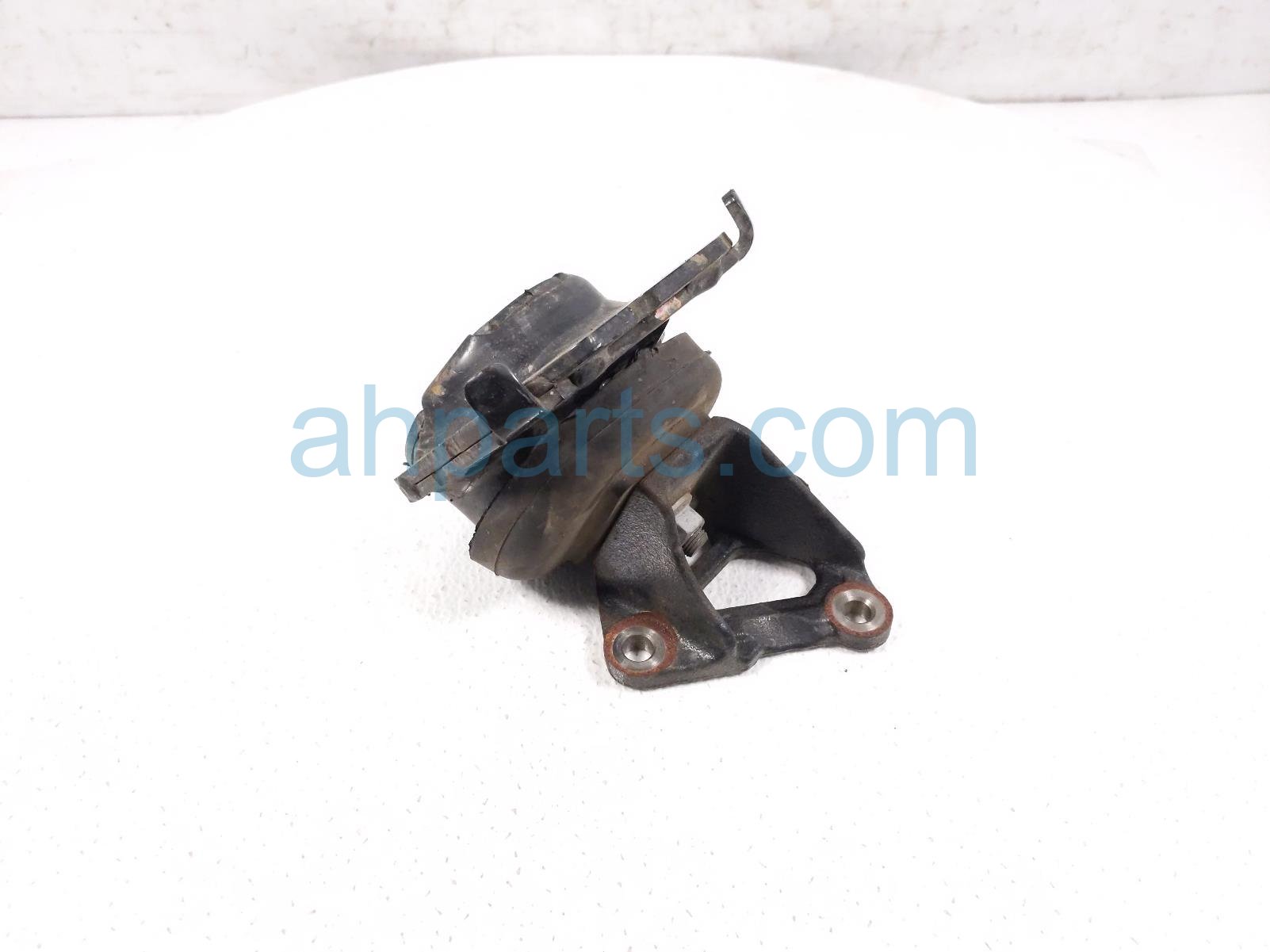 $49 Toyota LH SIDE ENGINE MOUNT - 3.5L 4X2 $49 Toyota LH SIDE ENGINE MOUNT - 3.5L 4X2