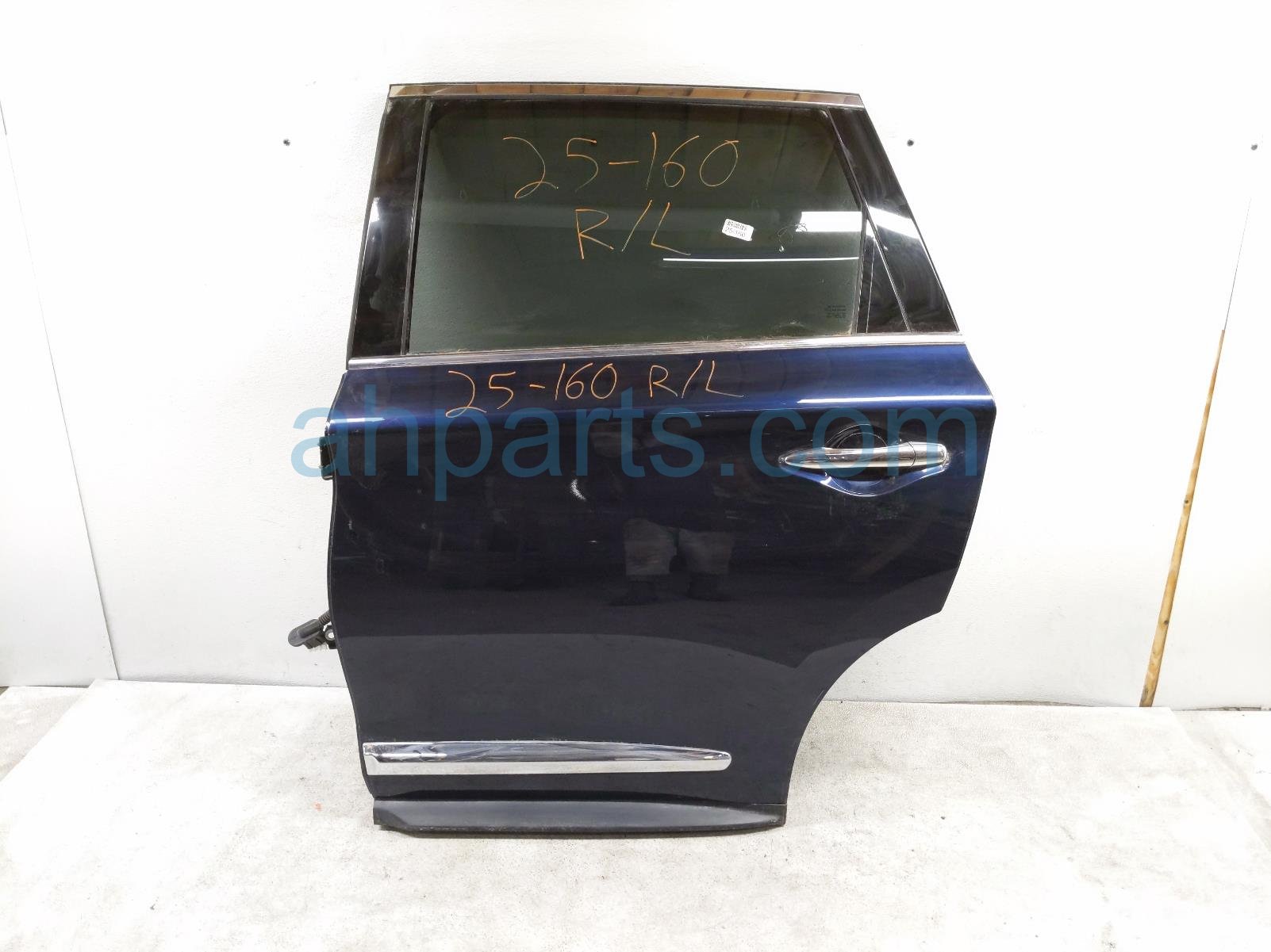 $399 Infiniti RR/LH DOOR - BLUE - NO INSIDE TRIM * $399 Infiniti RR/LH DOOR - BLUE - NO INSIDE TRIM *