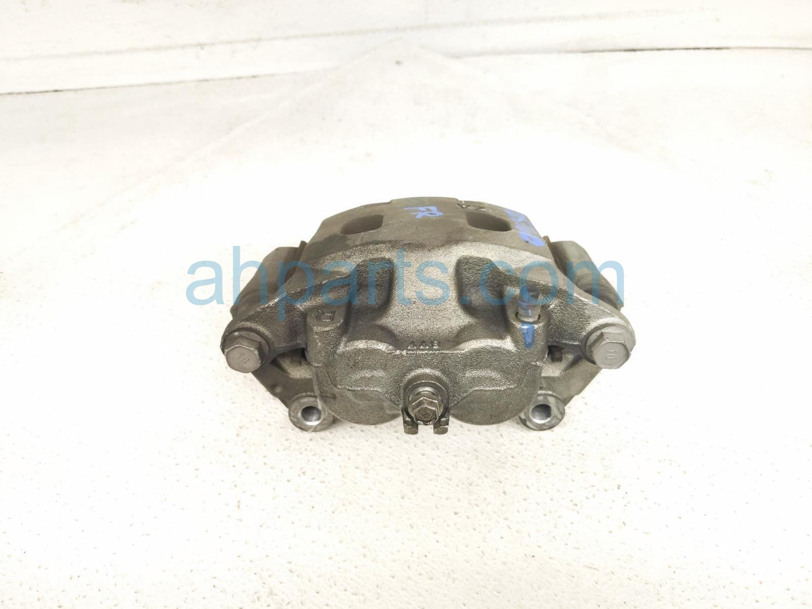 Infiniti CORE! FR/RH BRAKE CALIPER Infiniti CORE! FR/RH BRAKE CALIPER