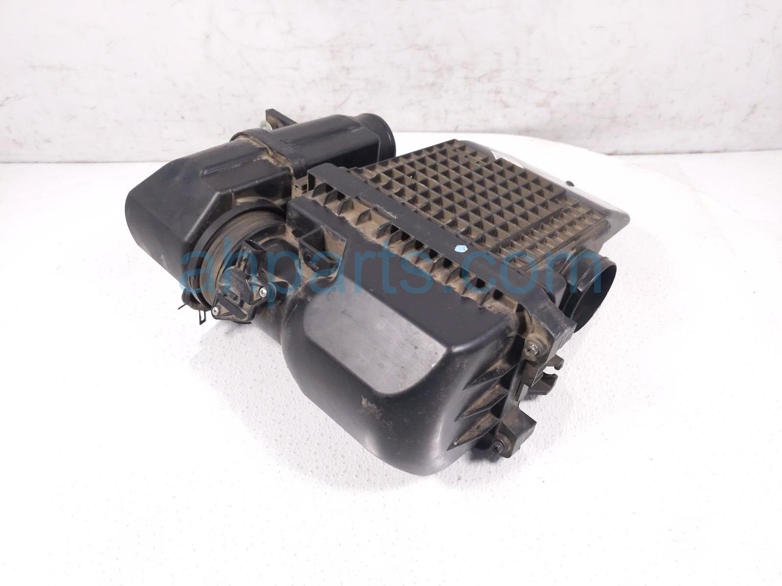 $100 Honda AIR CLEANER INTAKE BOX $100 Honda AIR CLEANER INTAKE BOX