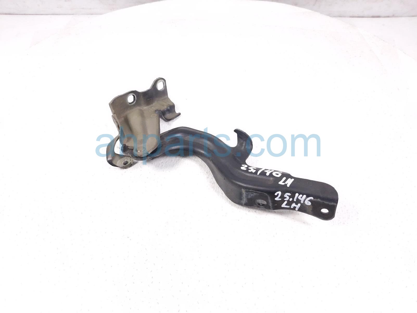 $25 Nissan LH SIDE HOOD HINGE - BLACK $25 Nissan LH SIDE HOOD HINGE - BLACK