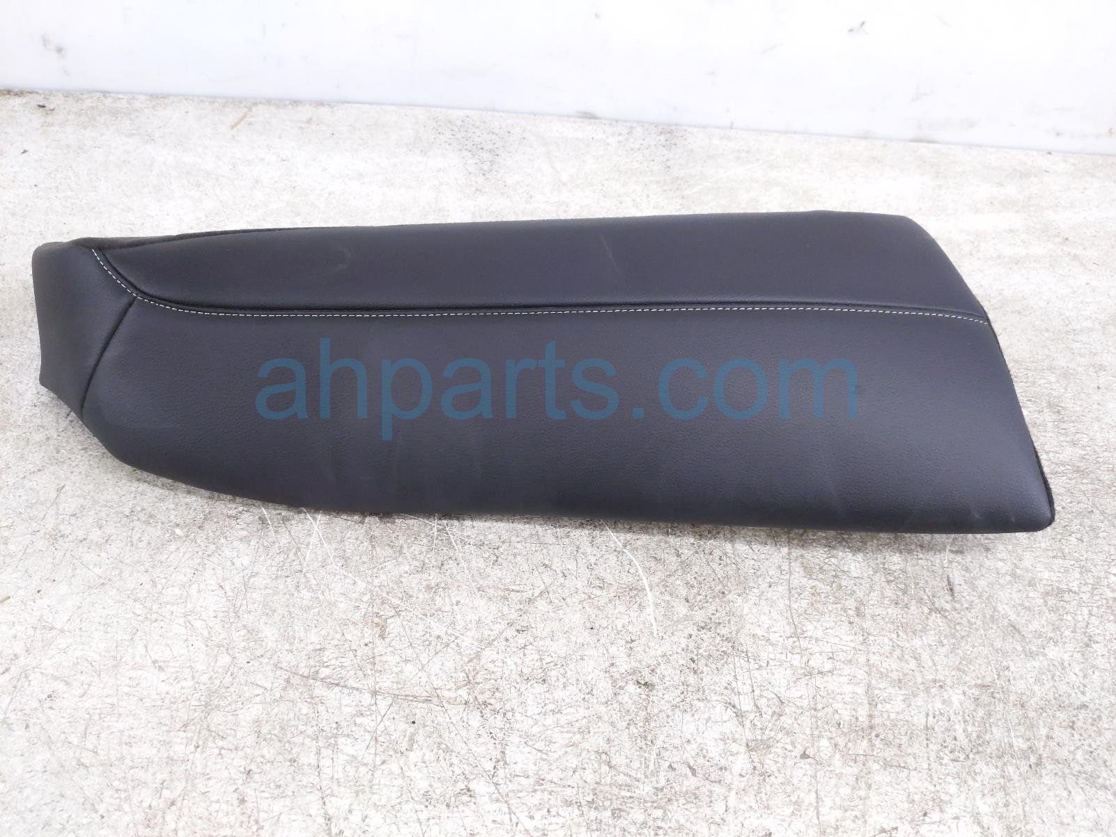 $75 Acura RR/RH SIDE SEAT BOLSTER - BLACK LTHR $75 Acura RR/RH SIDE SEAT BOLSTER - BLACK LTHR