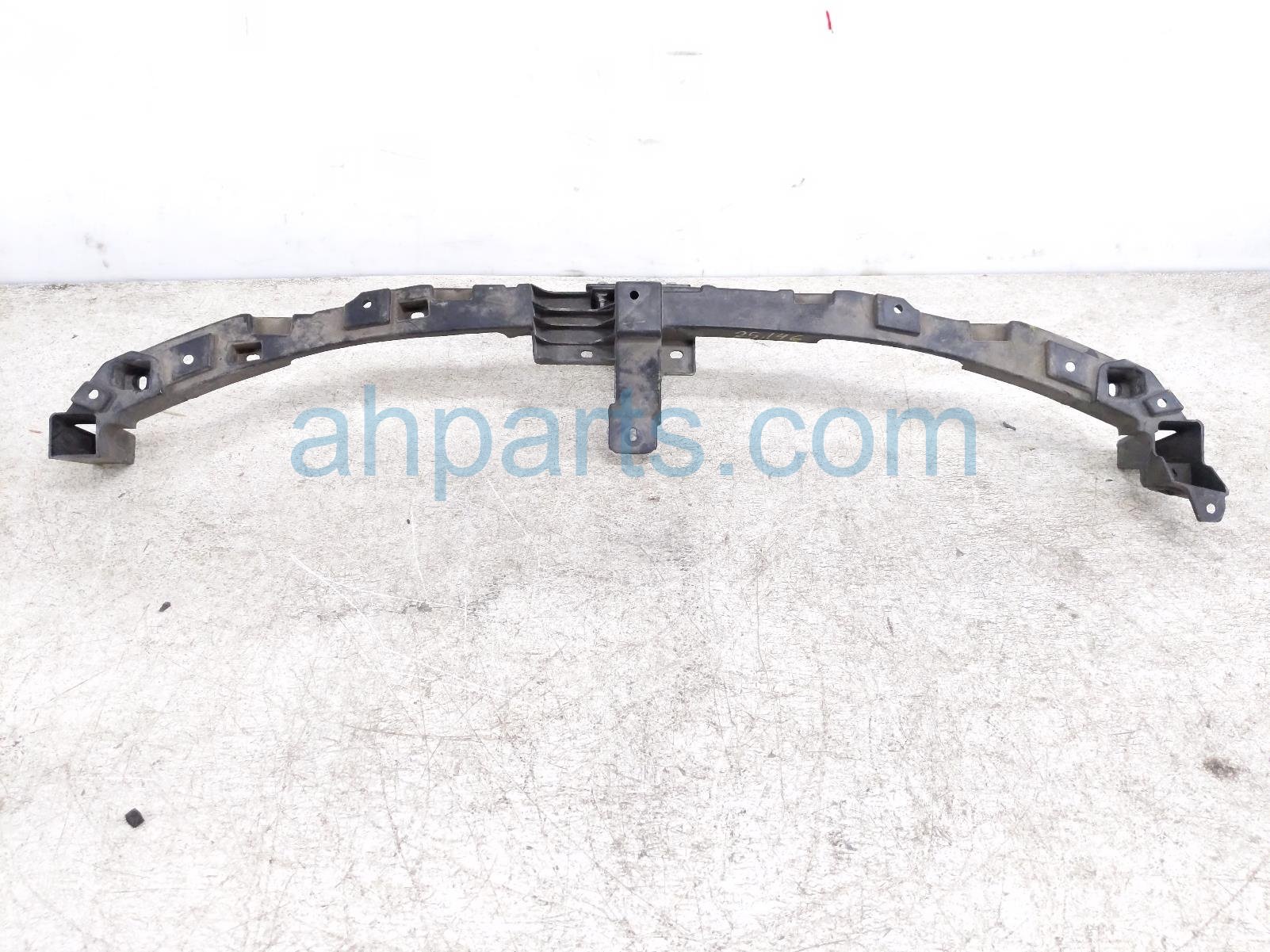 $35 Nissan UPPER RADIATOR SUPPORT RETAINER $35 Nissan UPPER RADIATOR SUPPORT RETAINER