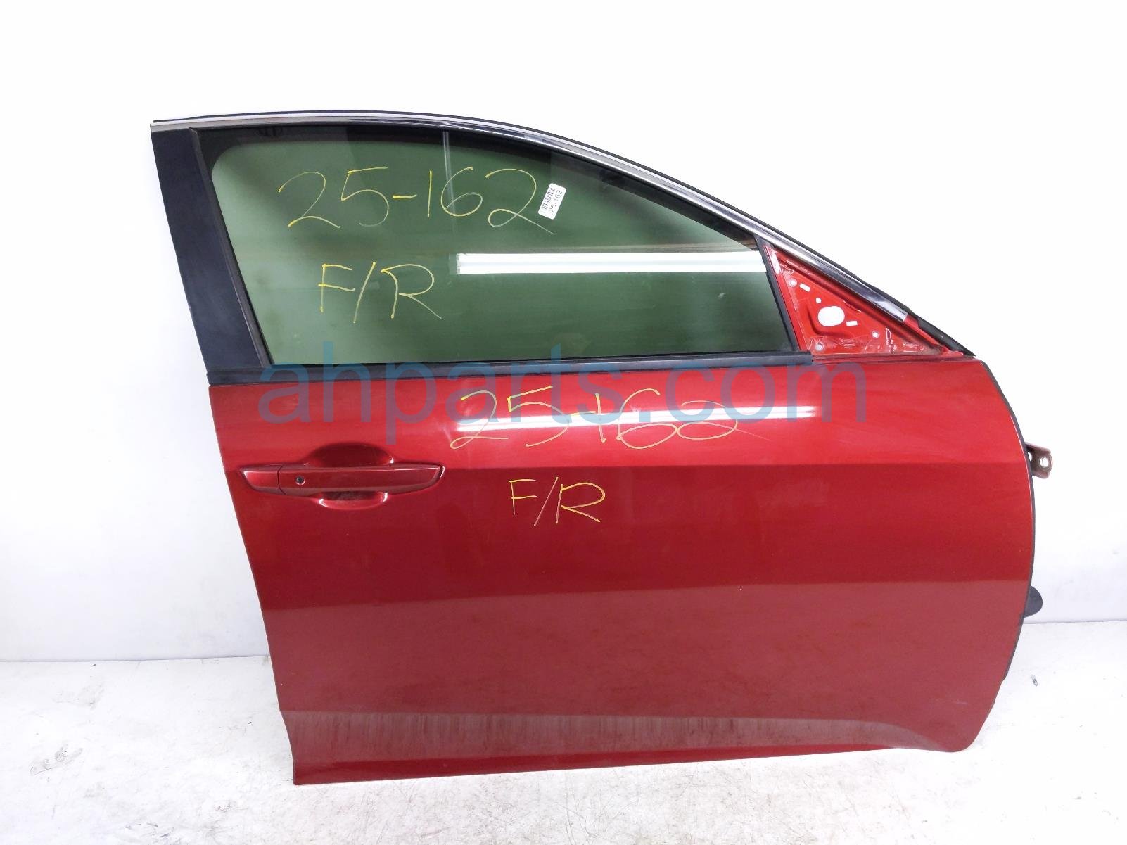 $725 Honda FR/RH DOOR - RED - NO MIRROR/TRIM* $725 Honda FR/RH DOOR - RED - NO MIRROR/TRIM*