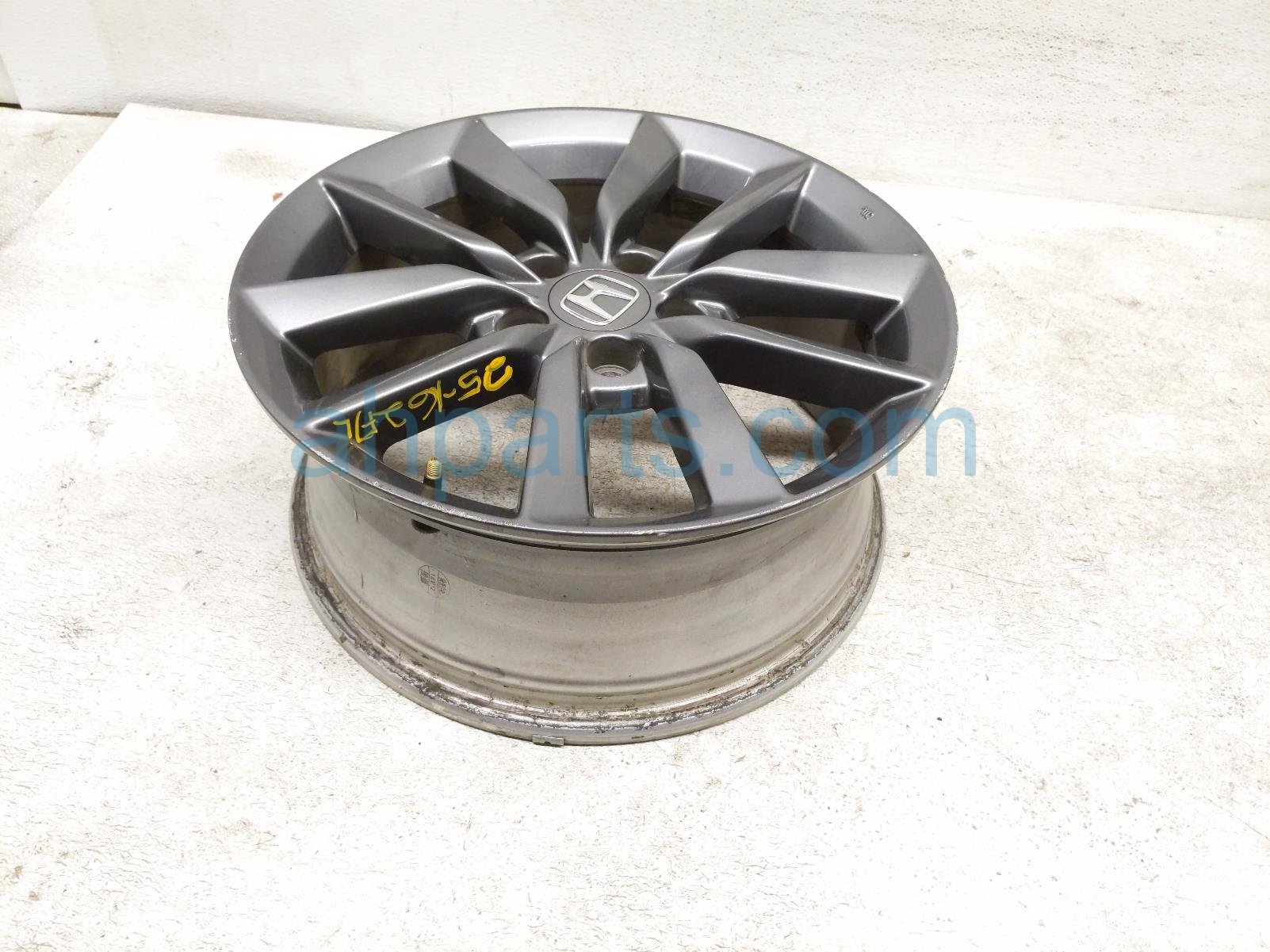 $185 Honda FR/LH WHEEL / RIM $185 Honda FR/LH WHEEL / RIM