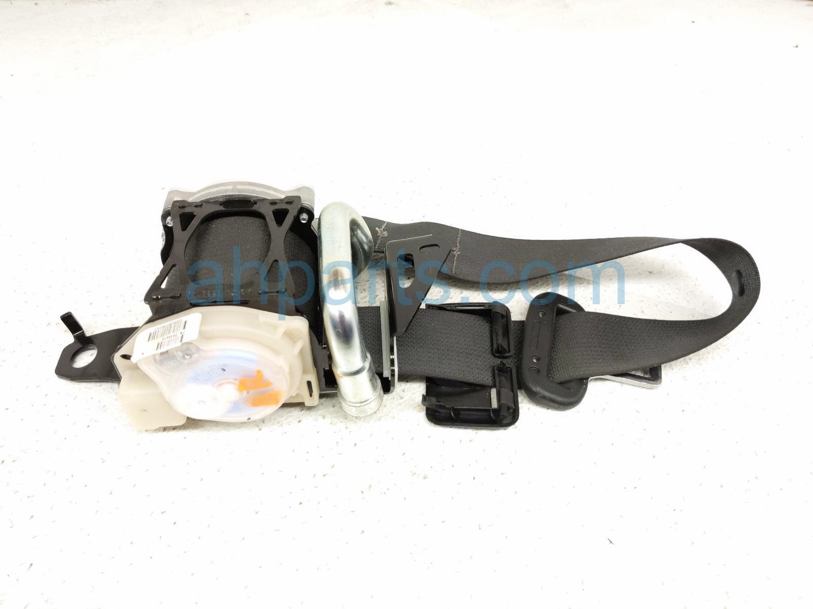 $175 Toyota REAR LH SEAT BELT - BLACK $175 Toyota REAR LH SEAT BELT - BLACK