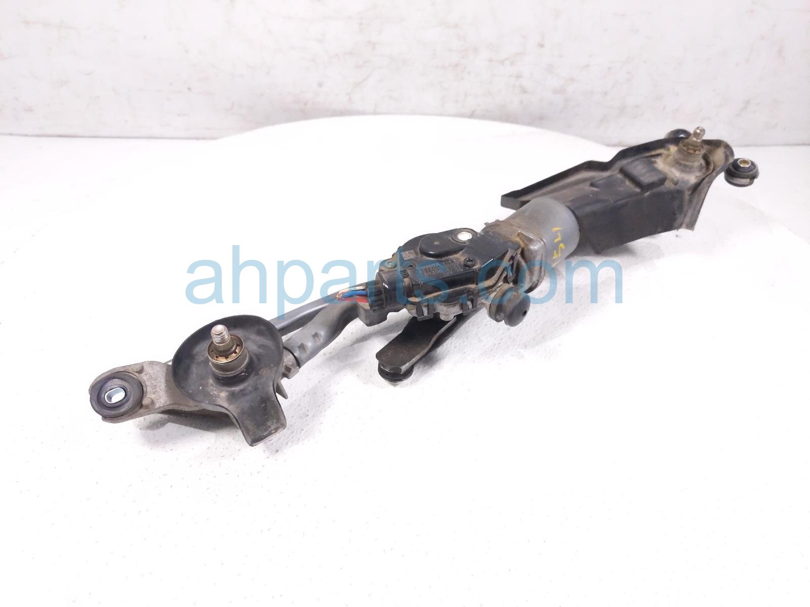 $49 Lexus WINDSHIELD WIPER MOTOR W/ARM ASSY $49 Lexus WINDSHIELD WIPER MOTOR W/ARM ASSY