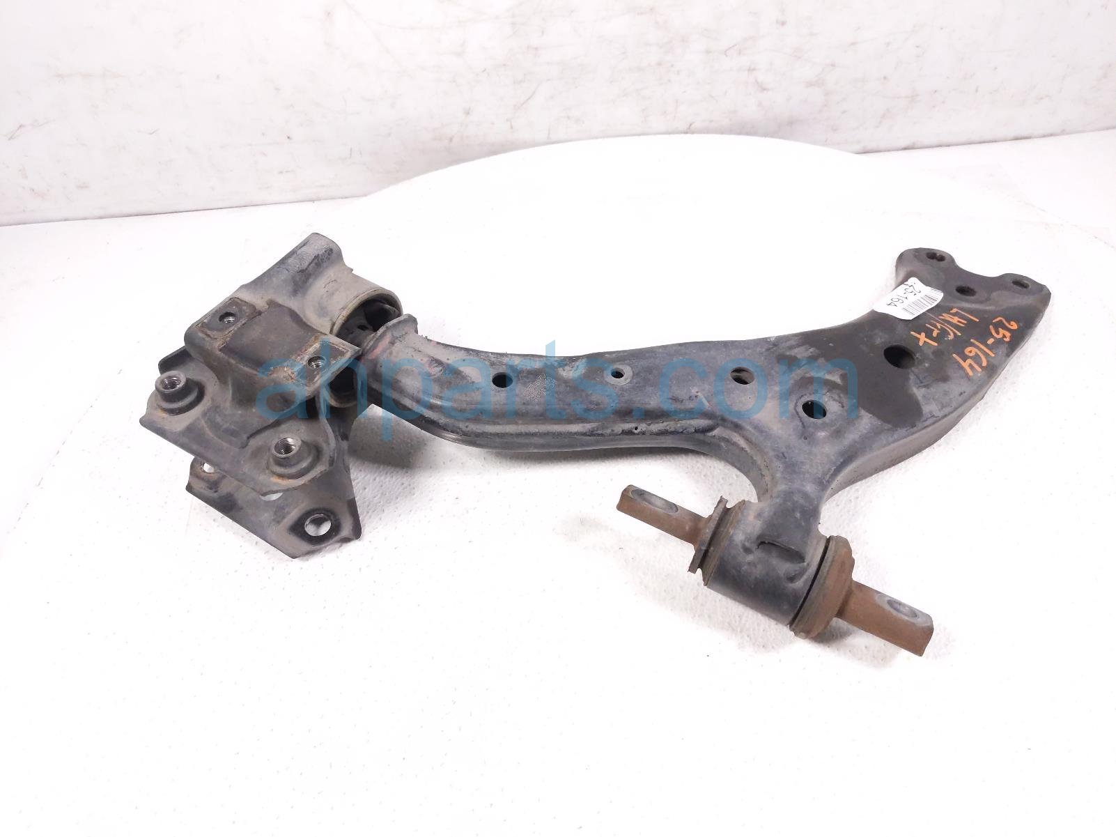 $175 Honda FR/LH LOWER CONTROL ARM $175 Honda FR/LH LOWER CONTROL ARM