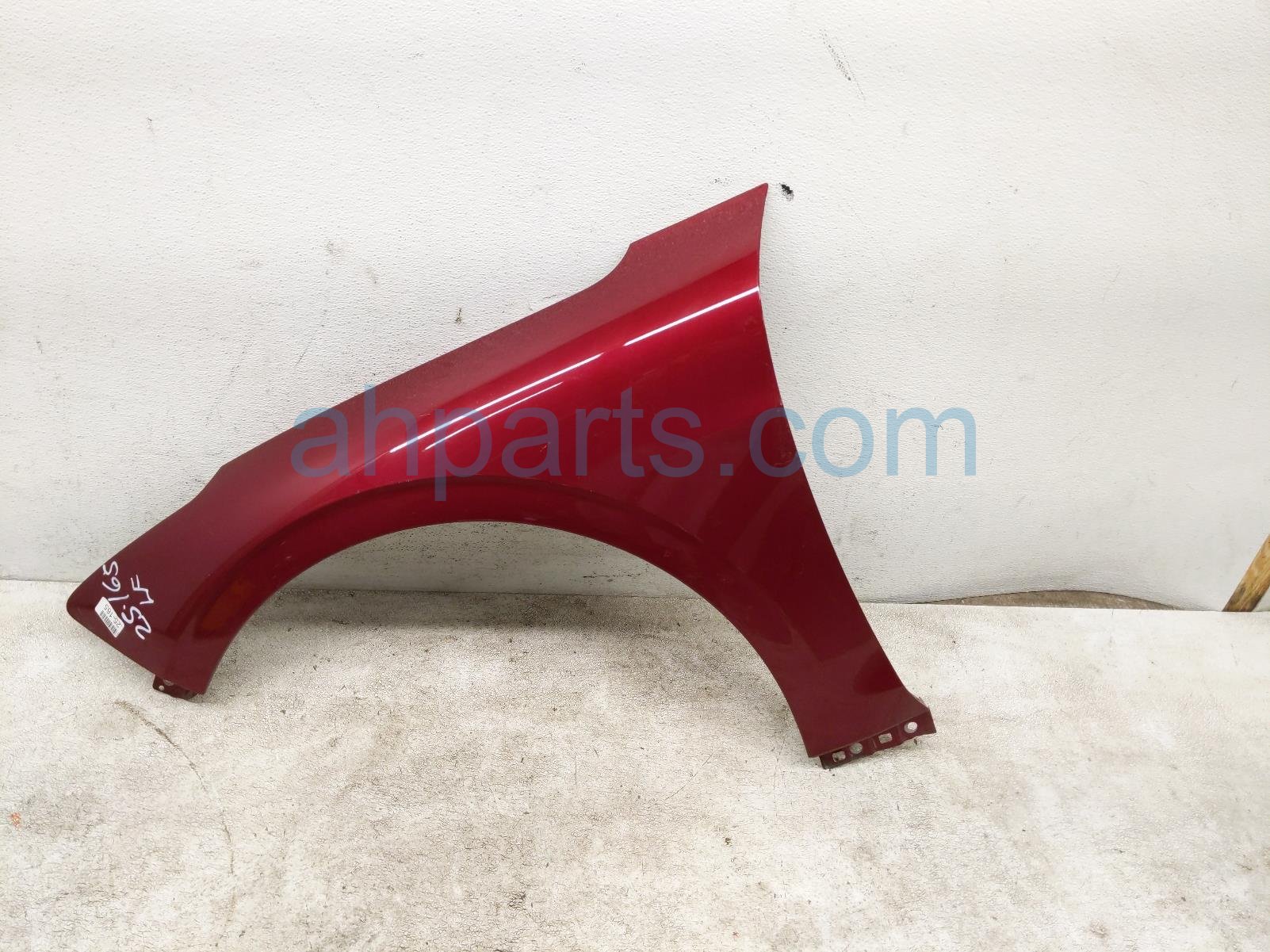 $225 Kia LH FENDER - RED $225 Kia LH FENDER - RED