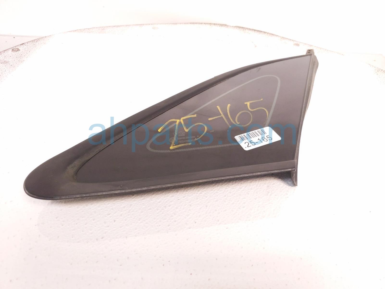 $125 Kia RH QUARTER WINDOW GLASS $125 Kia RH QUARTER WINDOW GLASS