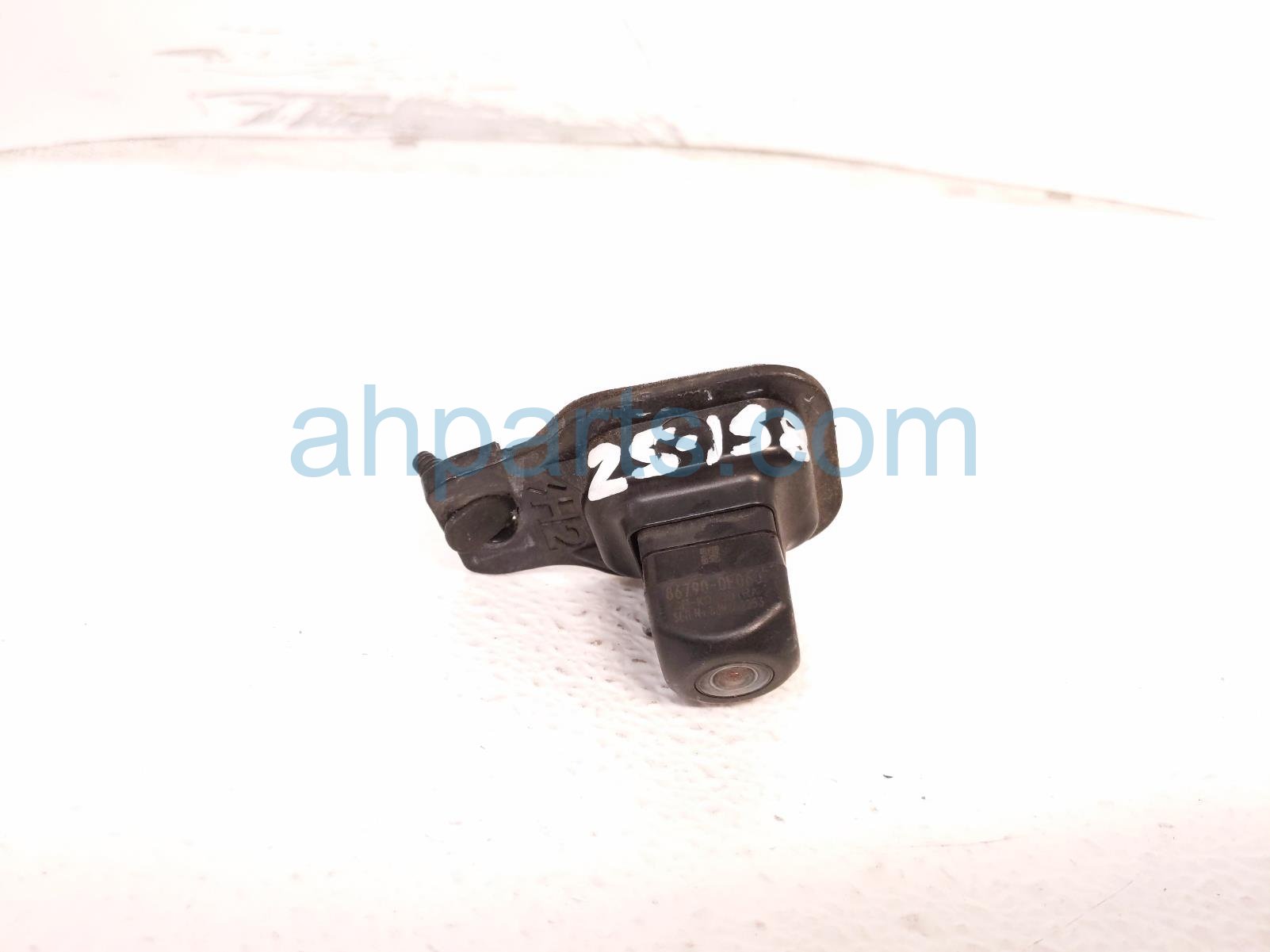 $125 Toyota REAR VIEW CAMERA - TAILGATE MTD $125 Toyota REAR VIEW CAMERA - TAILGATE MTD