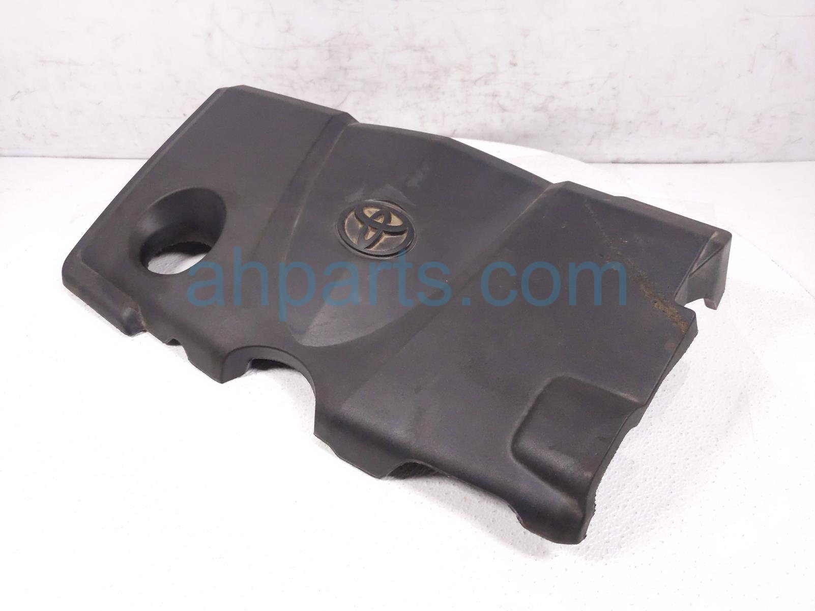 $85 Toyota ENGINE APPEARANCE COVER * $85 Toyota ENGINE APPEARANCE COVER *
