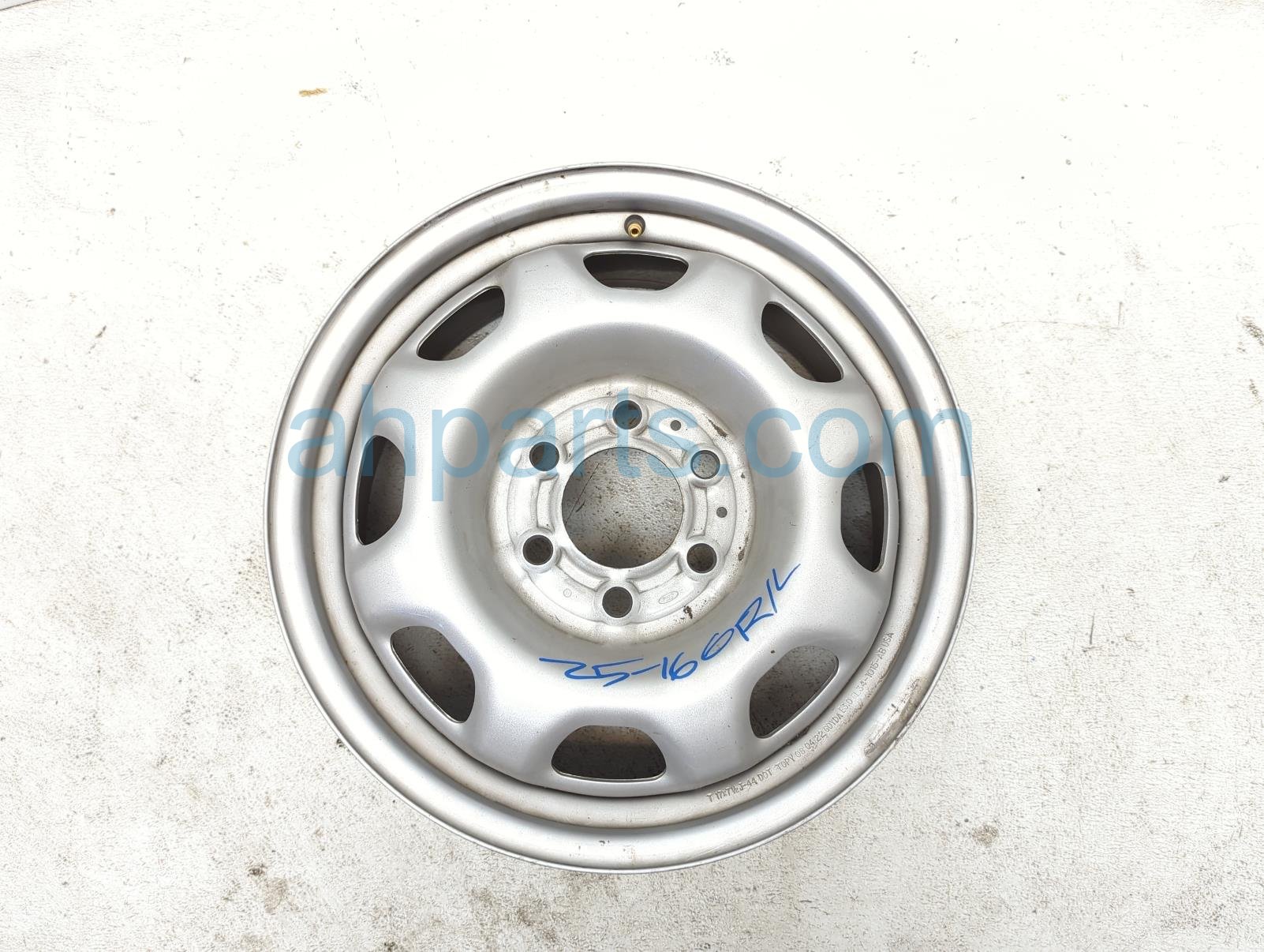 $75 Ford RR/LH WHEEL / RIM $75 Ford RR/LH WHEEL / RIM