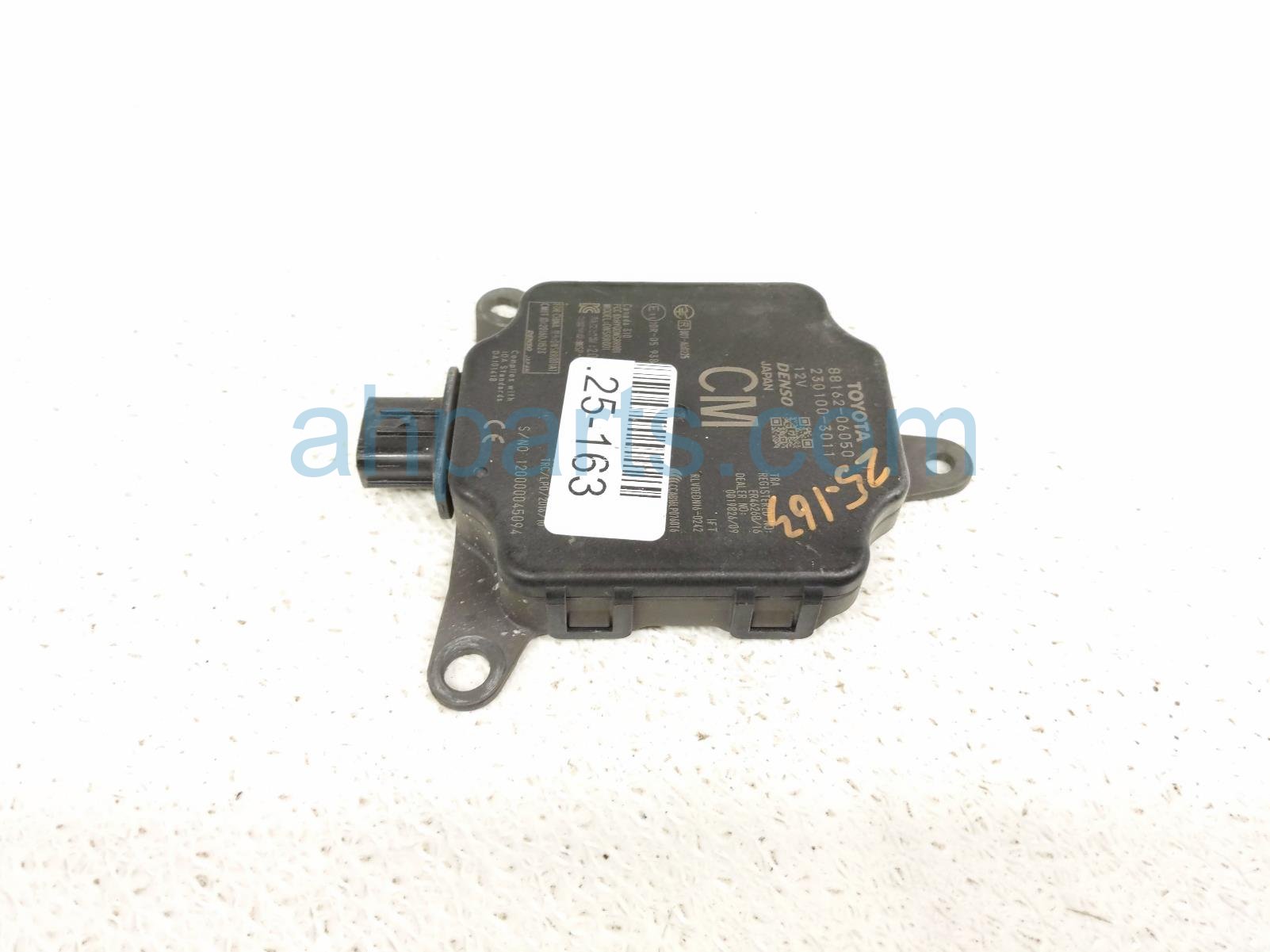 $125 Toyota RR/LH BLIND SPOT RADAR UNIT $125 Toyota RR/LH BLIND SPOT RADAR UNIT