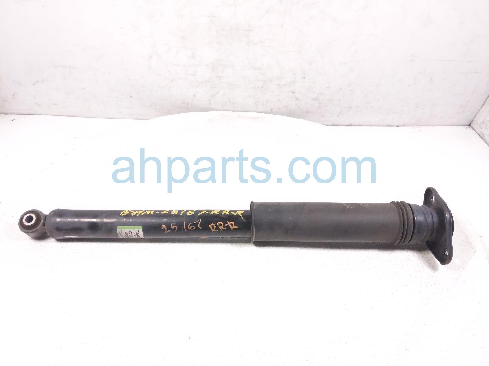 $50 Nissan RR/RH SHOCK ABSORBER $50 Nissan RR/RH SHOCK ABSORBER