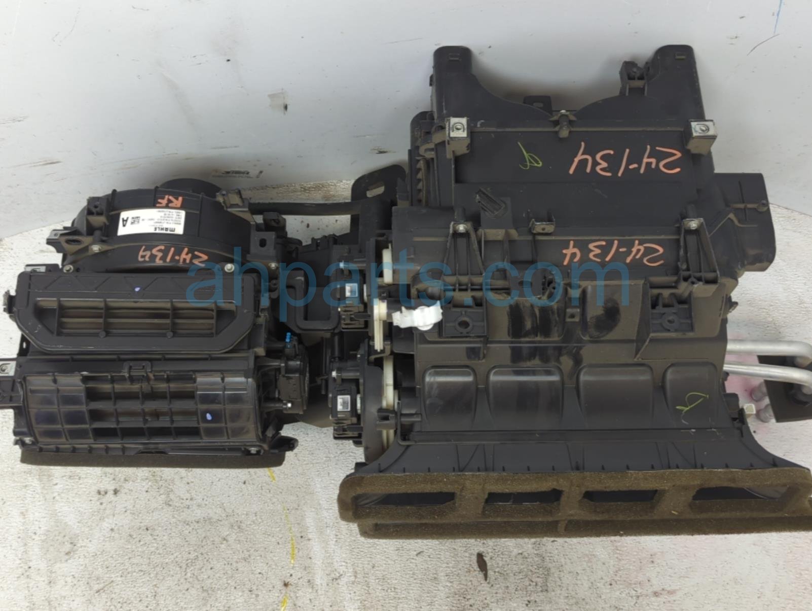 Sold 2019 Toyota Tacoma A/c Blower Motor W/heater Core Assy 88502-04140