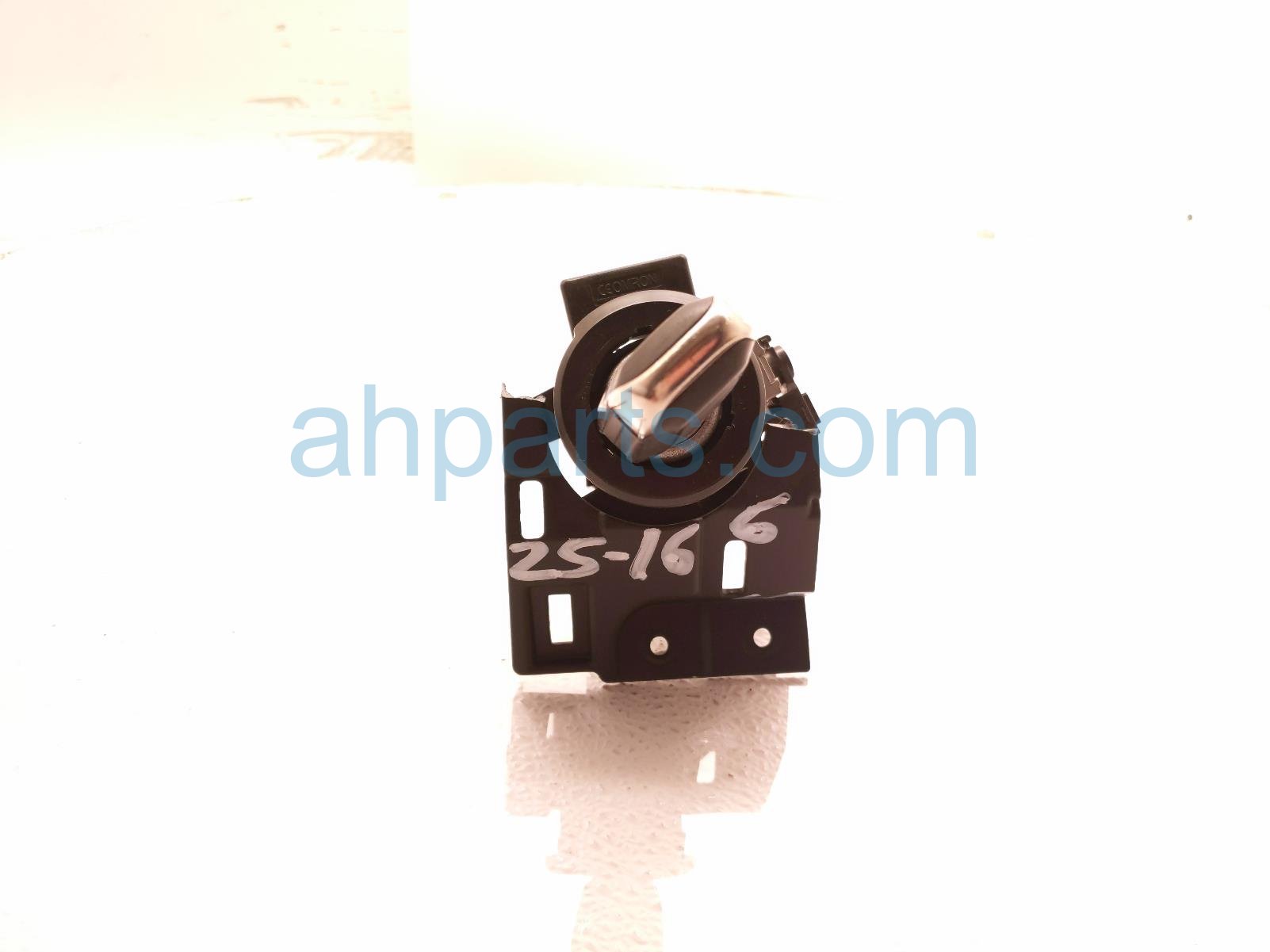 $150 Ford IGNITION CYLINDER W/KEY ASSY $150 Ford IGNITION CYLINDER W/KEY ASSY