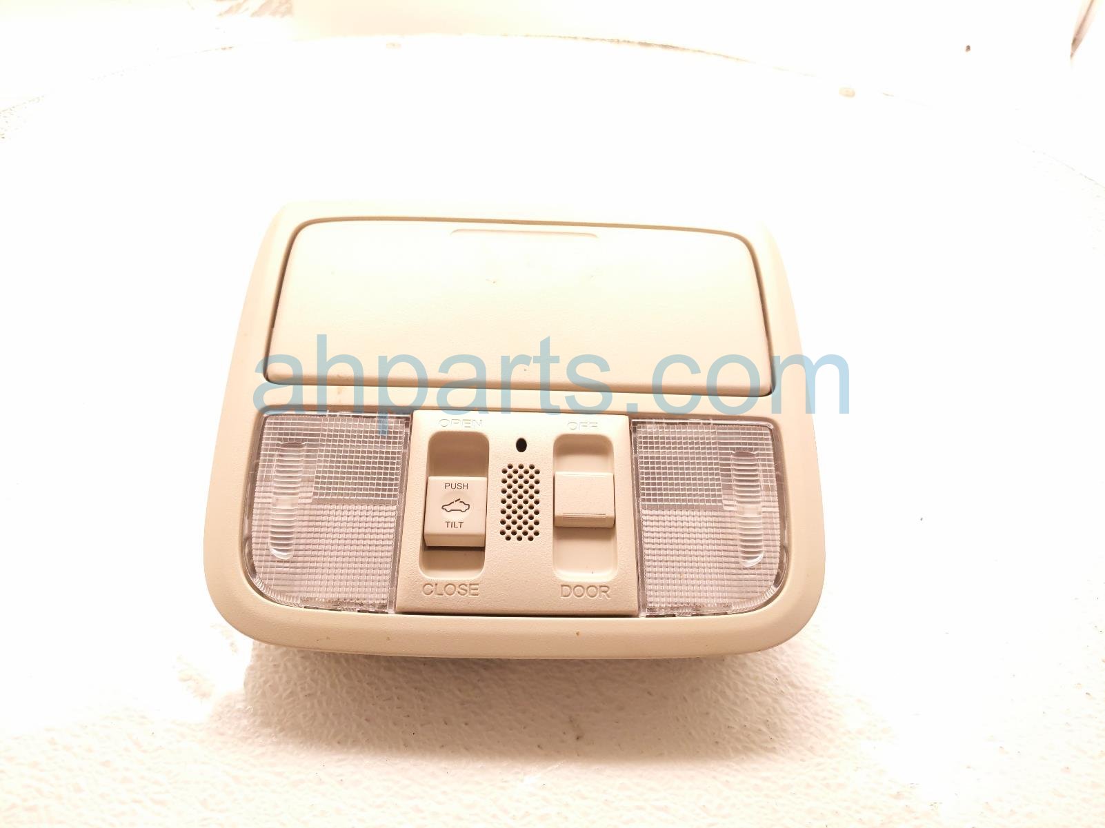 $49 Honda ROOF CONSOLE / MAP LIGHT - BEIGE $49 Honda ROOF CONSOLE / MAP LIGHT - BEIGE