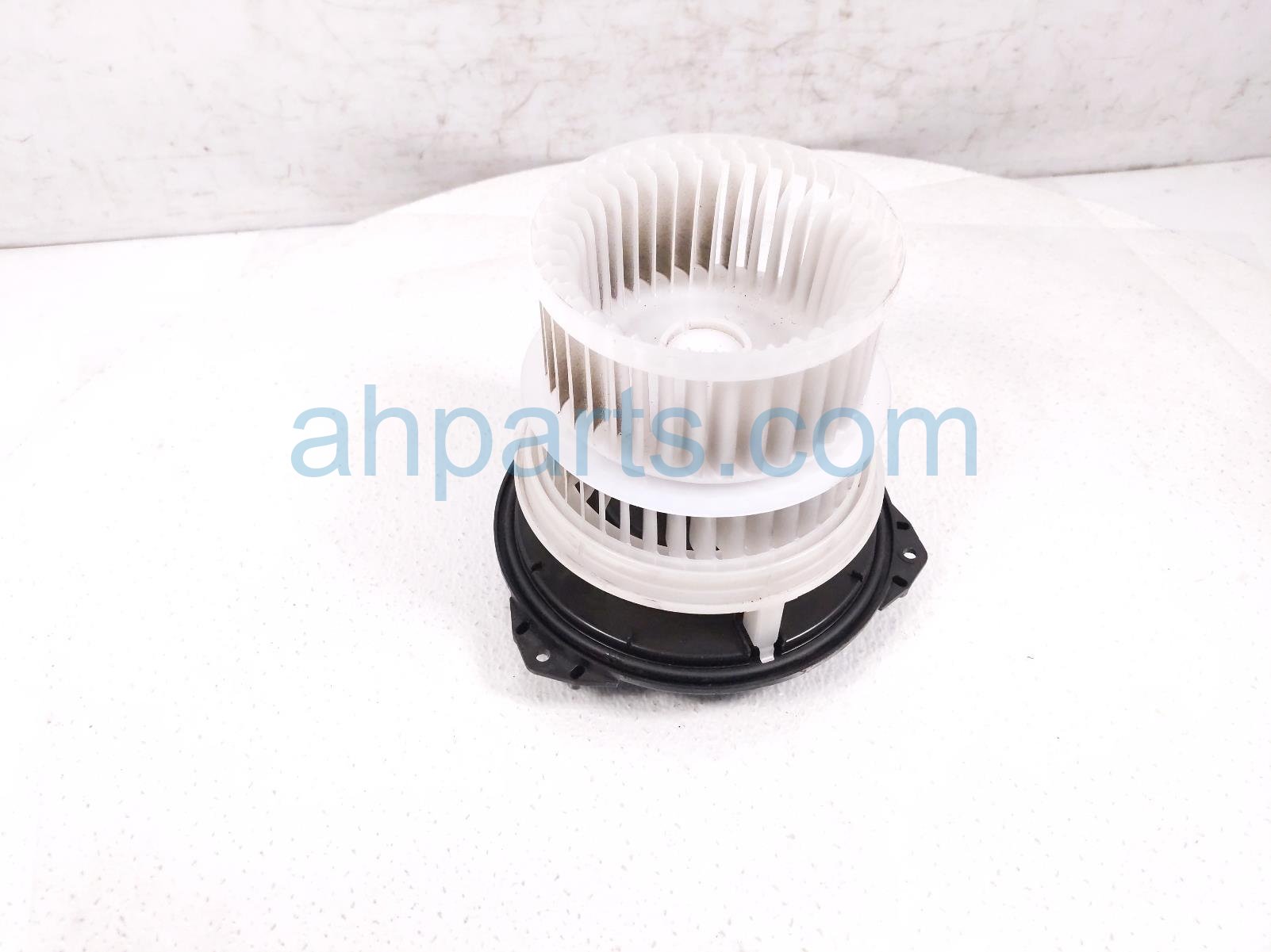 $50 Toyota A/C BLOWER MOTOR UNIT