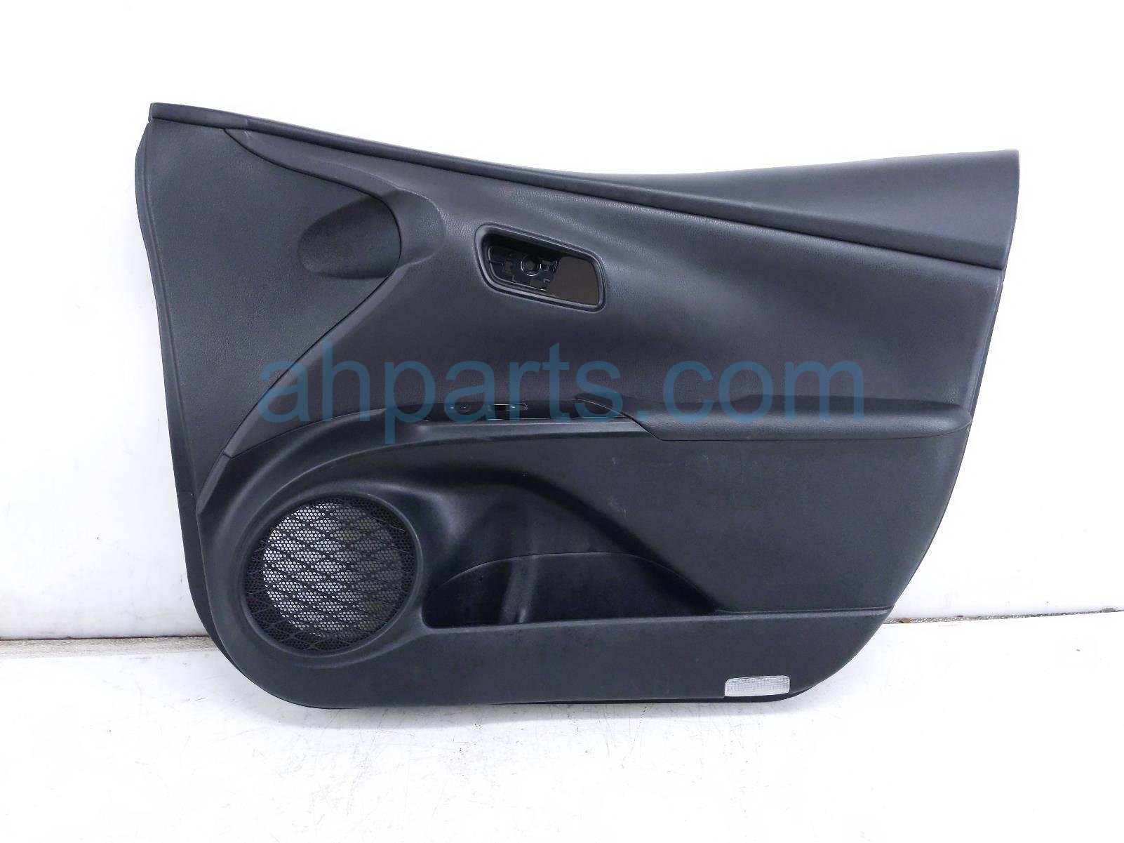$75 Toyota FR/RH INTERIOR DOOR PANEL - BLACK * $75 Toyota FR/RH INTERIOR DOOR PANEL - BLACK *