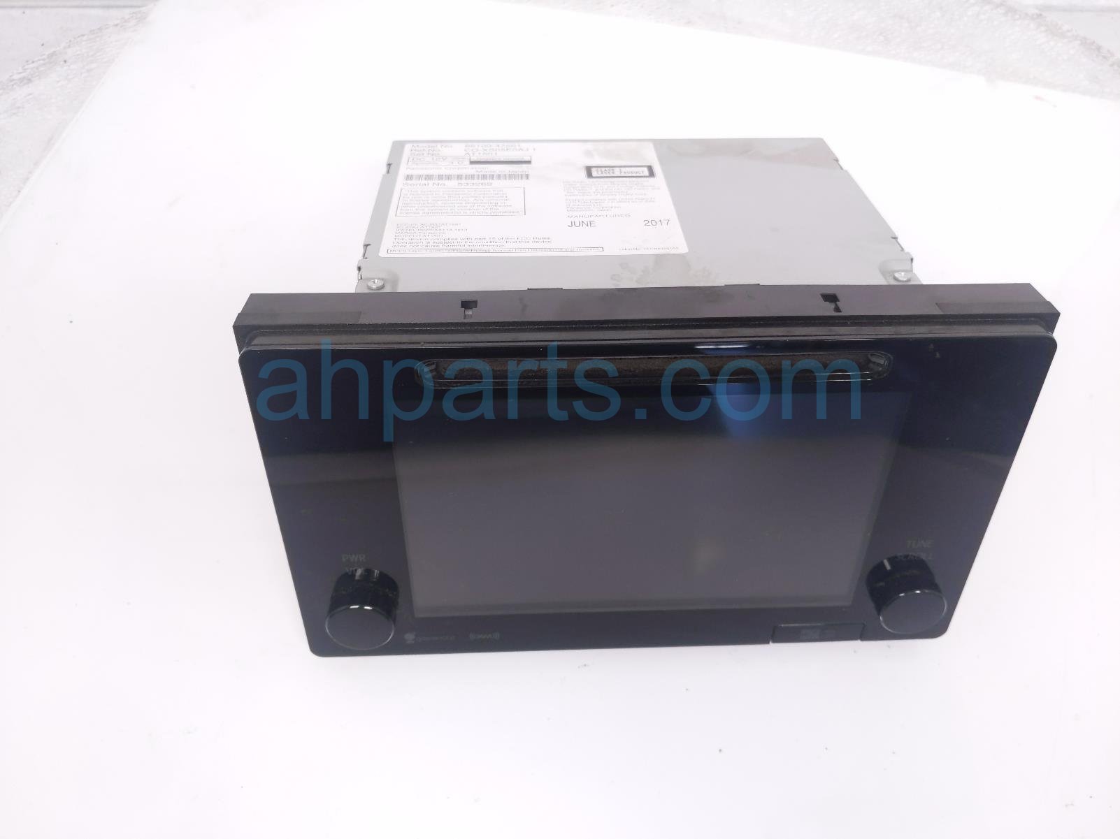 $345 Toyota RADIO RECEIVER & DISPLAY SCREEN * $345 Toyota RADIO RECEIVER & DISPLAY SCREEN *