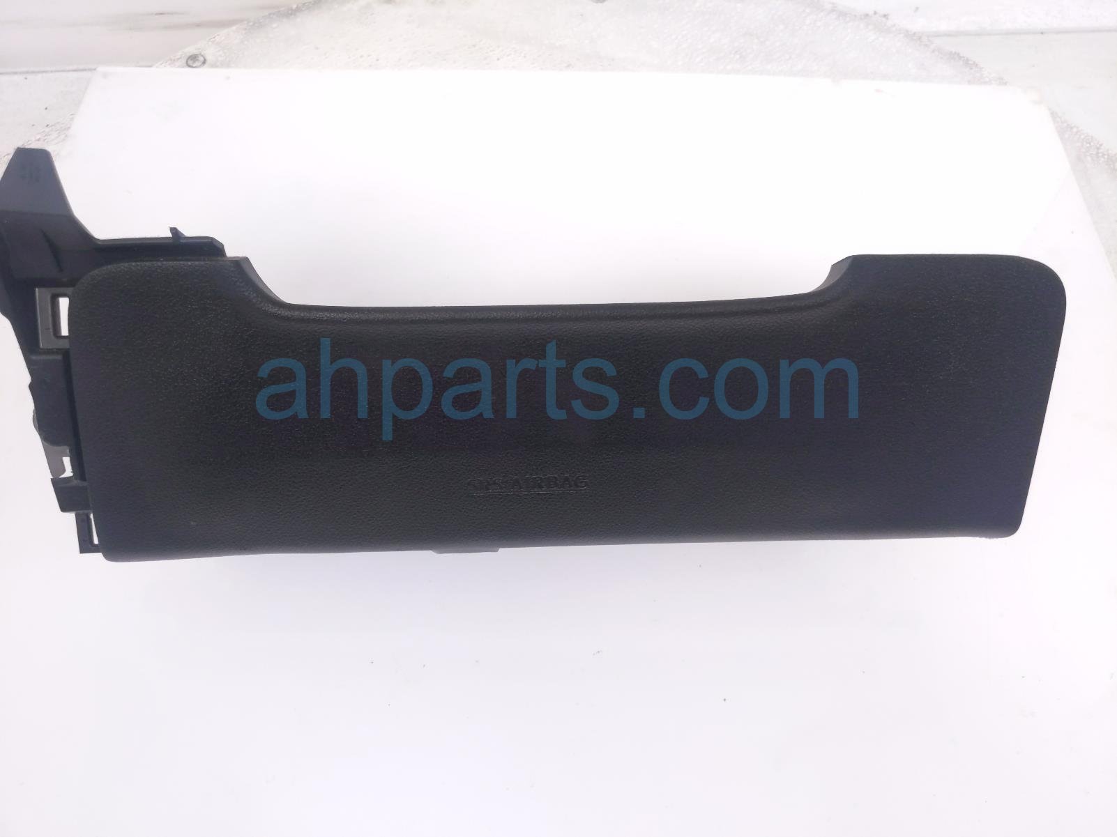 $375 Toyota DRIVER KNEE AIR BAG $375 Toyota DRIVER KNEE AIR BAG