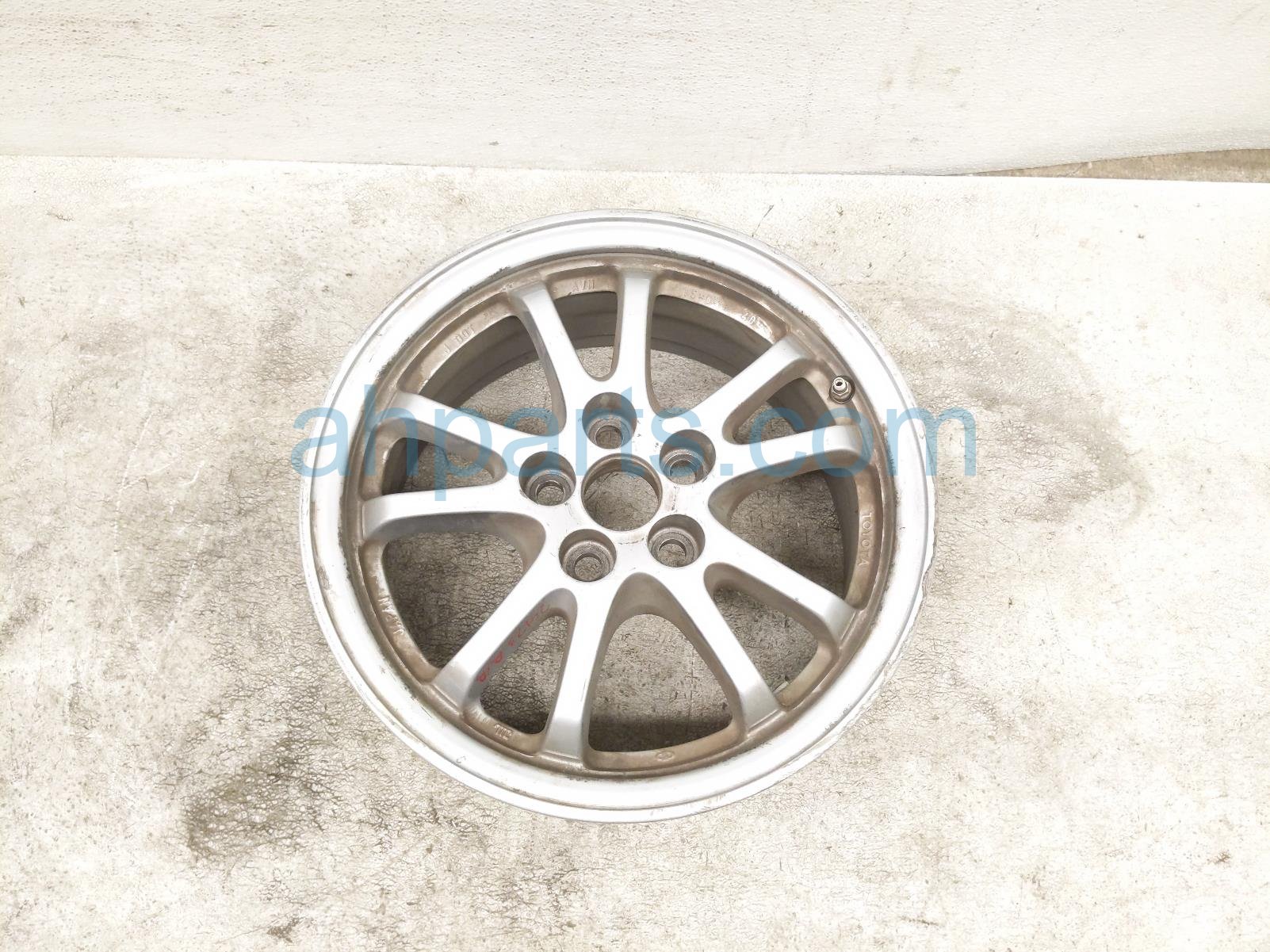 $100 Toyota RR/RH WHEEL / RIM * $100 Toyota RR/RH WHEEL / RIM *